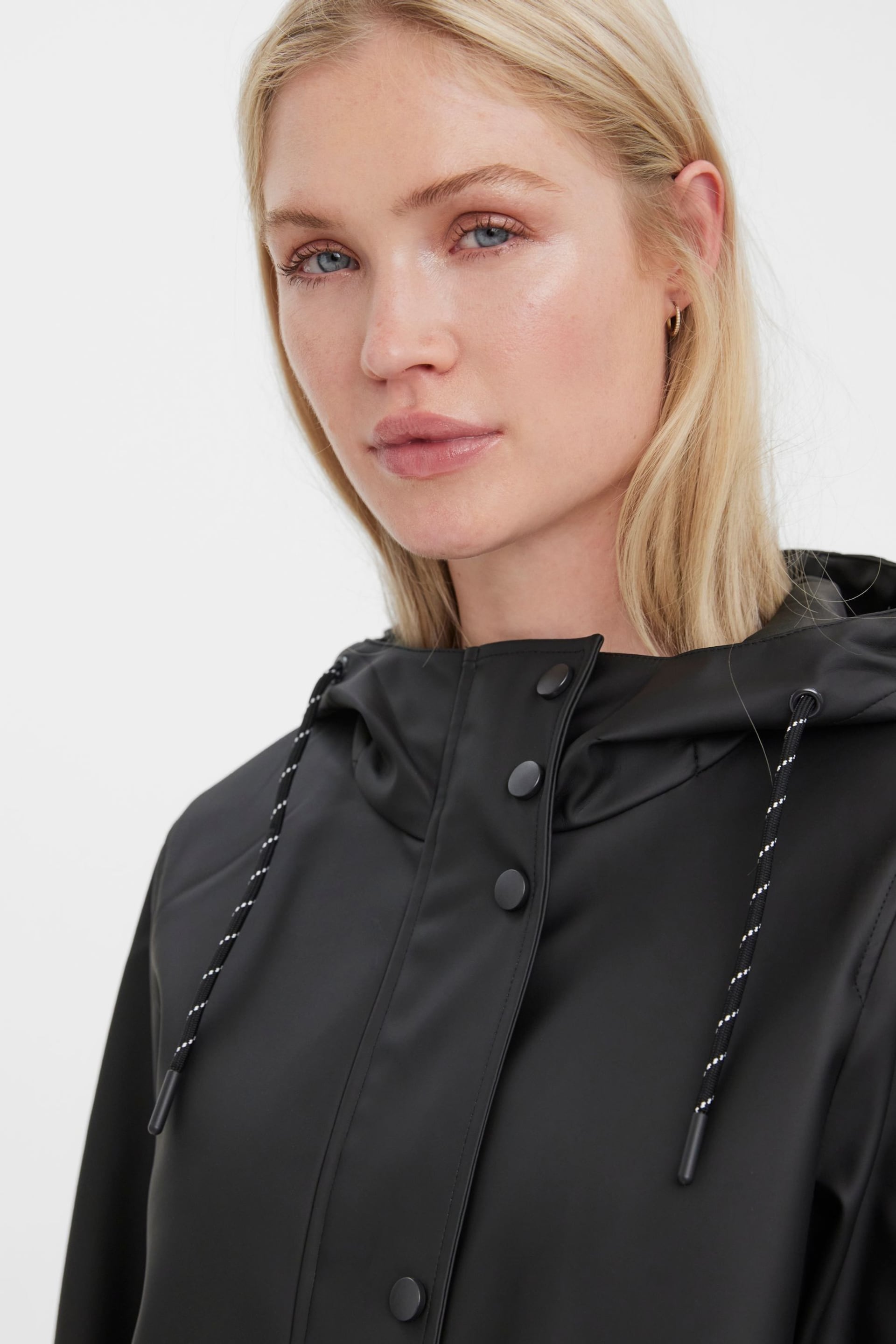 VERO MODA Black Hooded Rain Jacket - Image 4 of 5