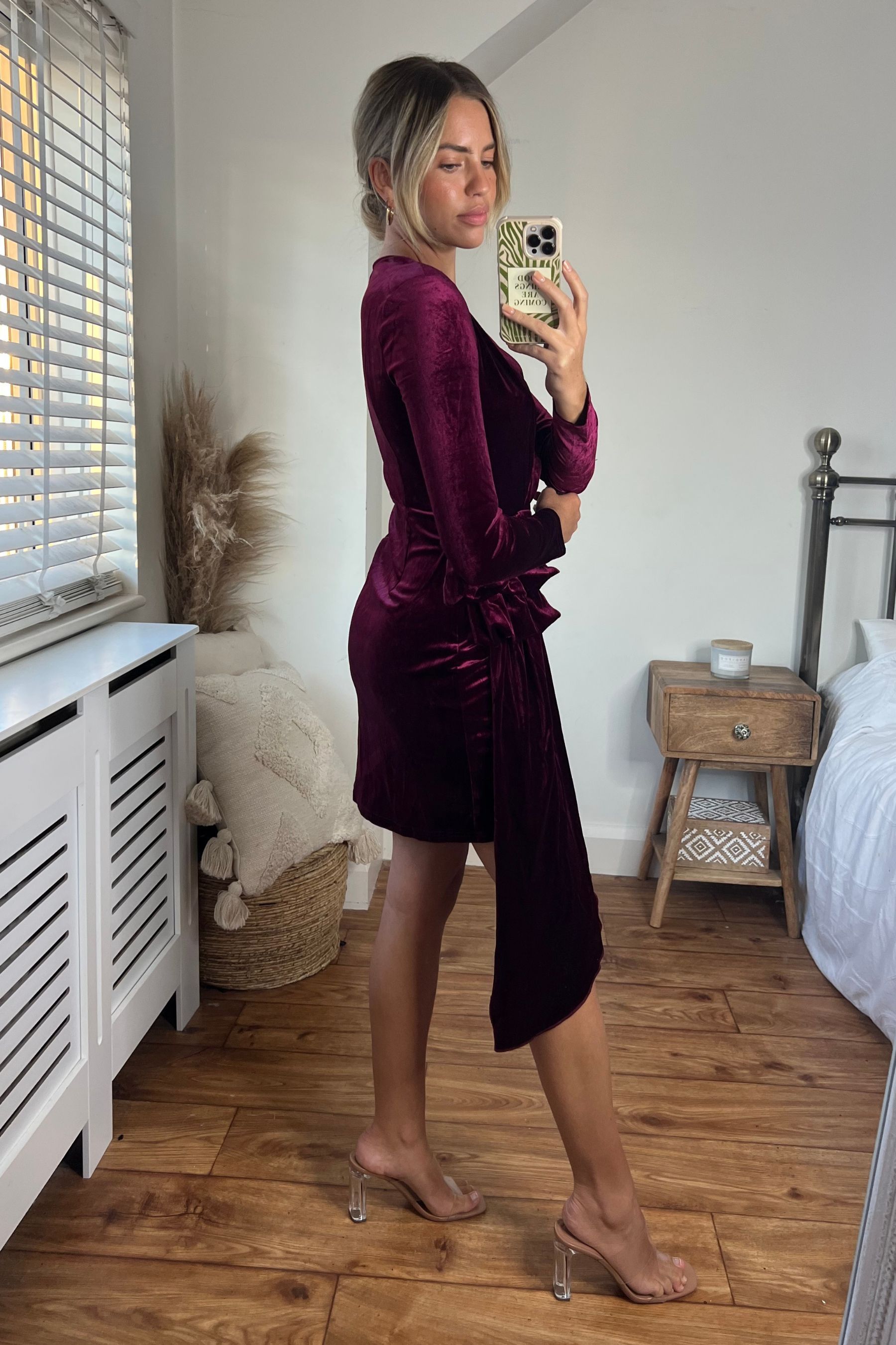 Burgundy velvet dress outfit cheap