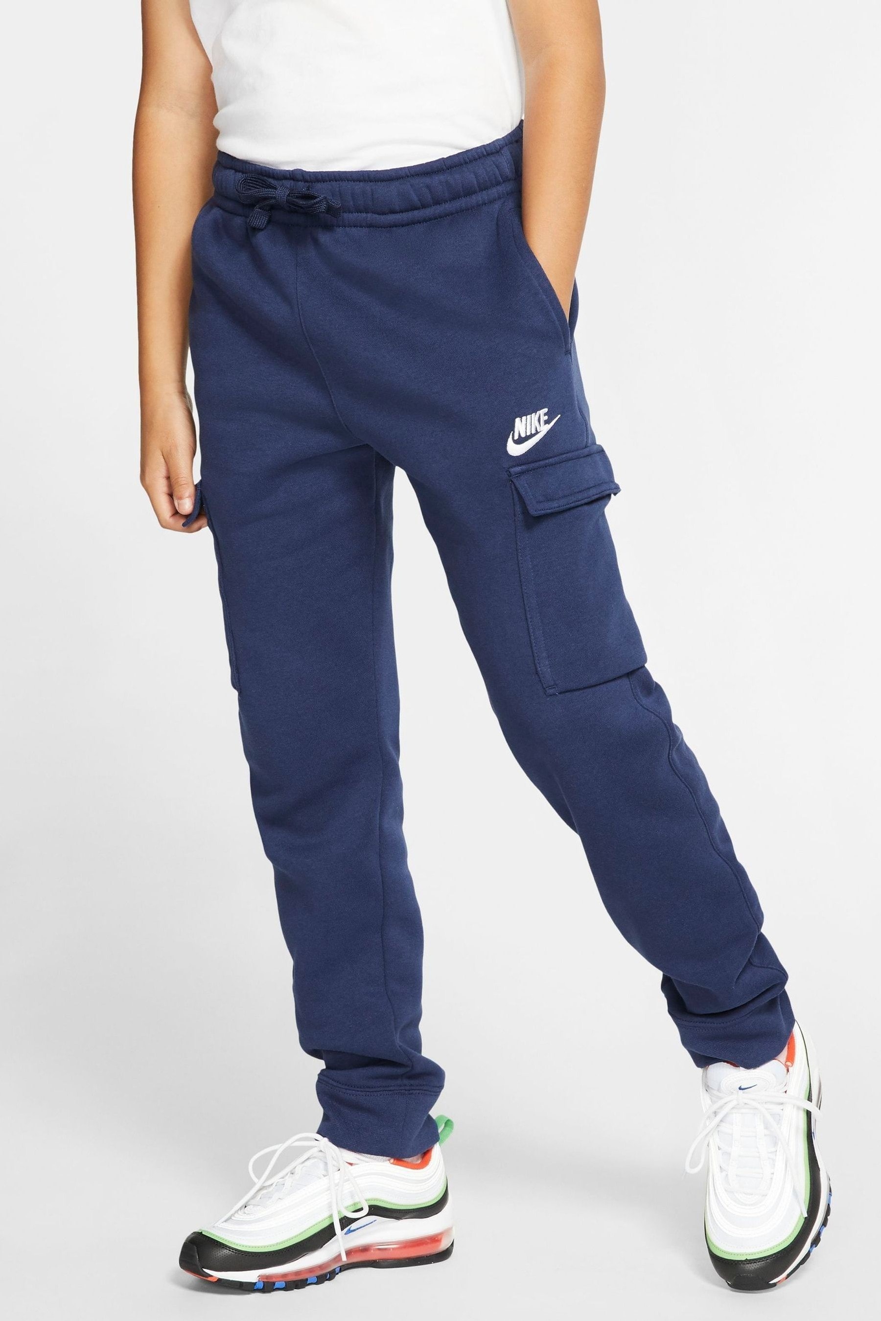 Boys navy nike joggers deals
