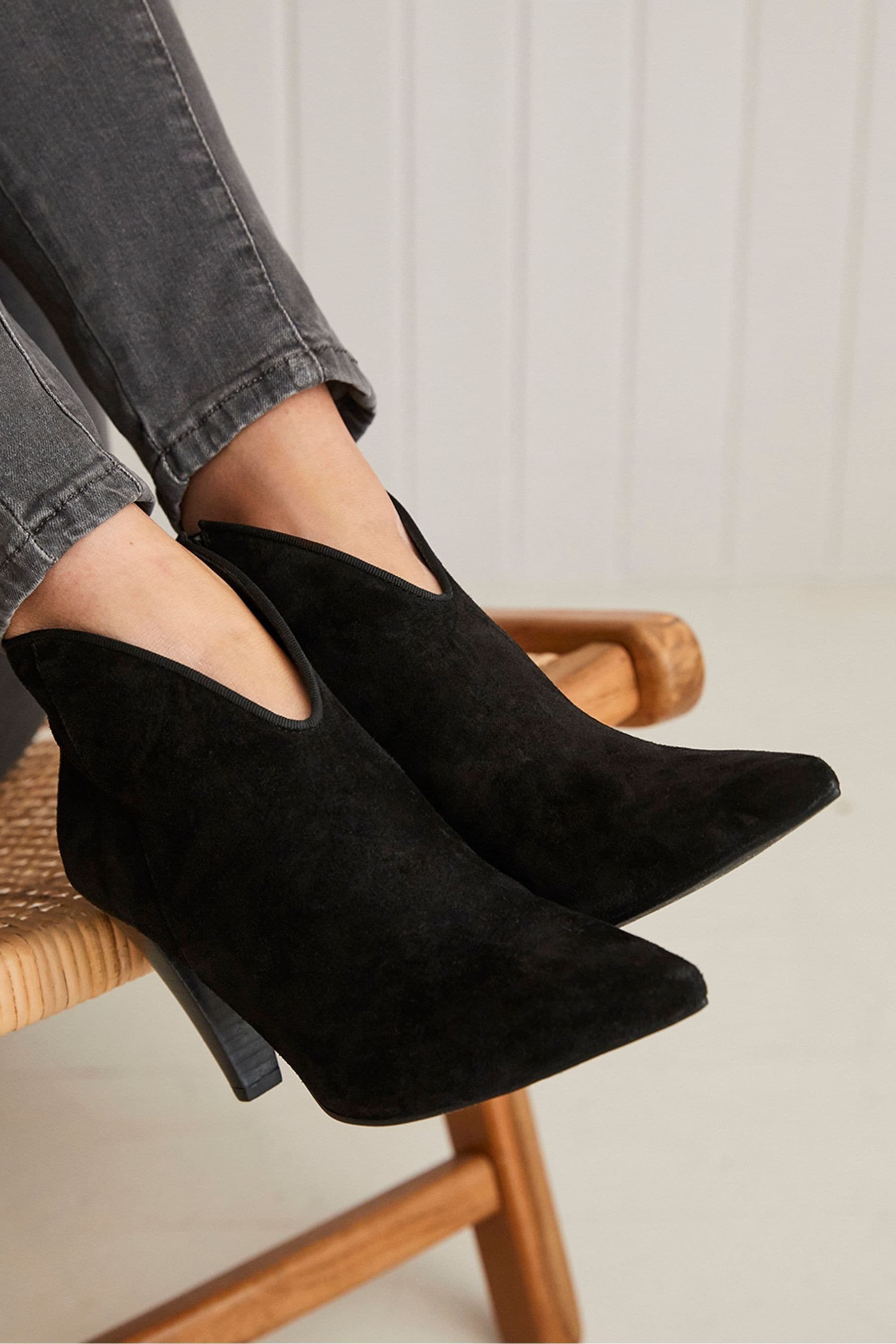 Mint velvet ladies boots deals