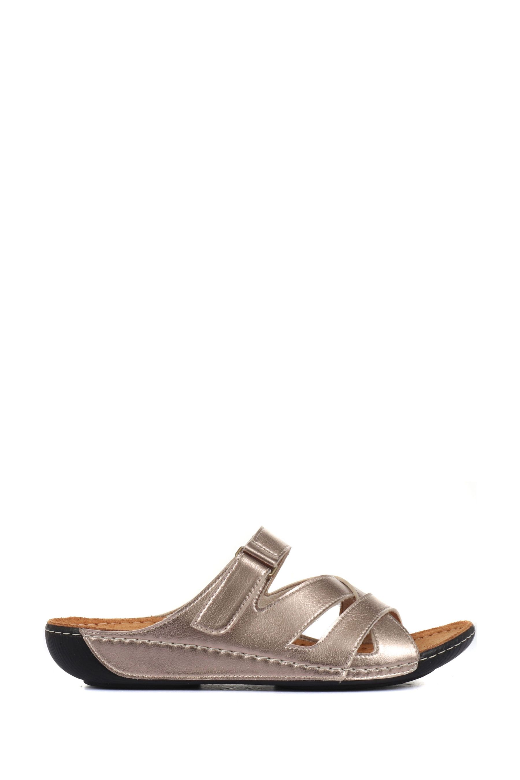 Pavers Natural Ladies Touch Fasten Mules