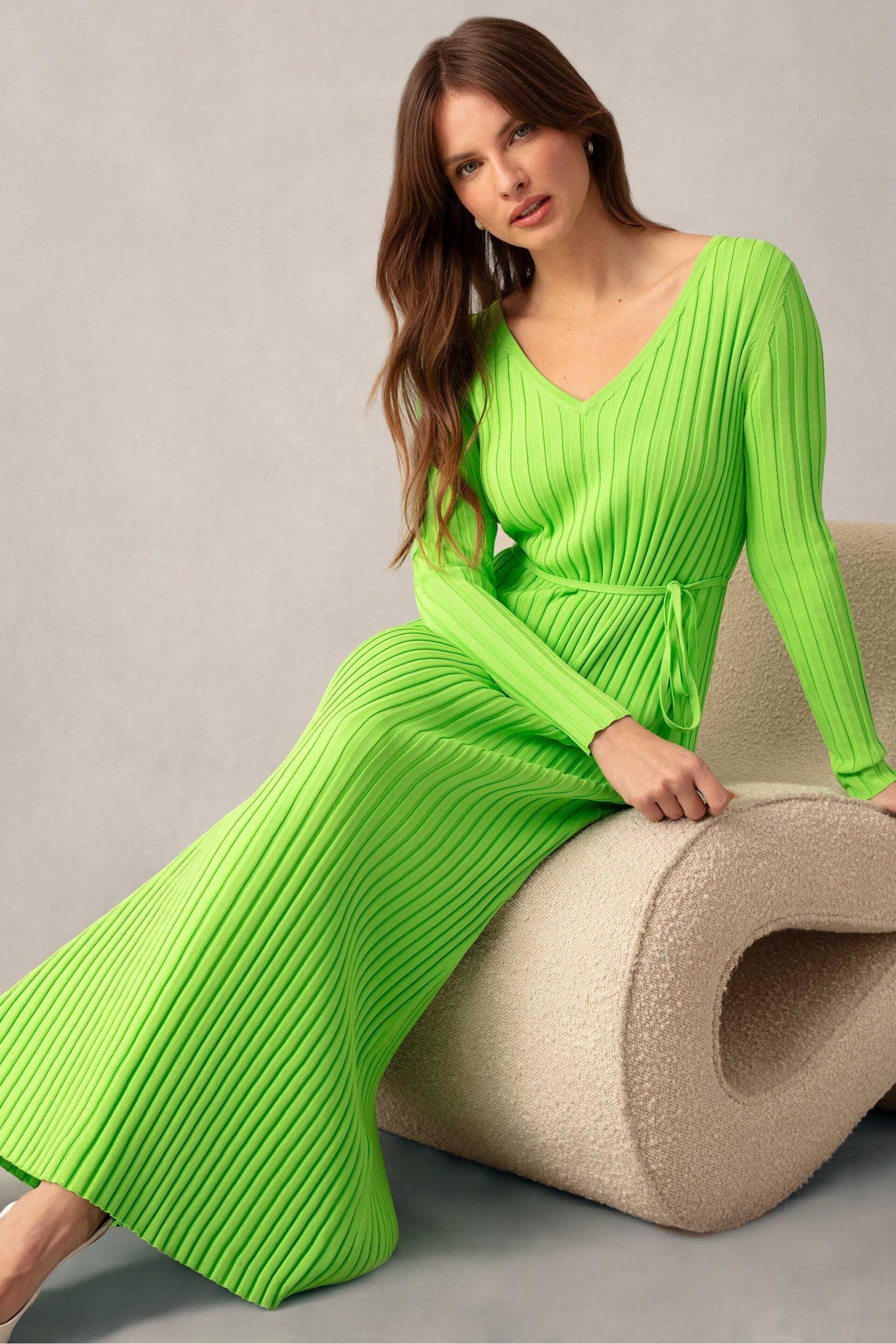 Ro&Zo Green Lime Wide Rib Knit V-Neck Dress - Image 3 of 6