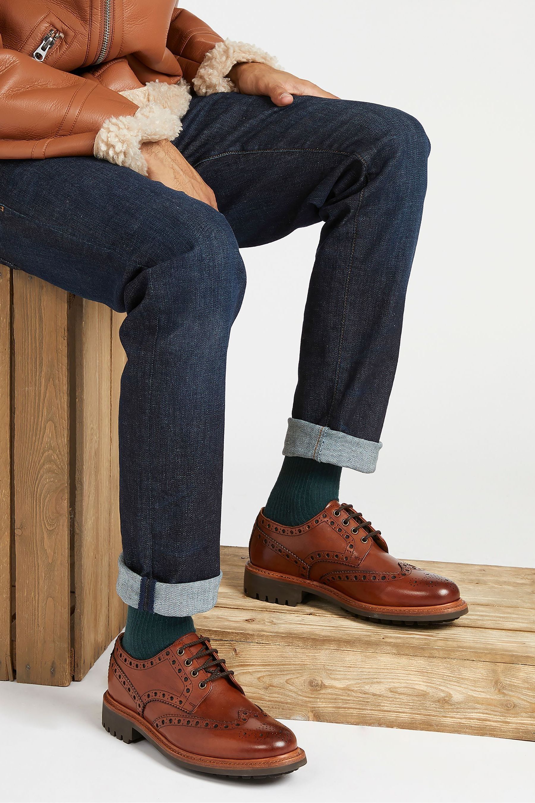 Jones bootmaker brogues store