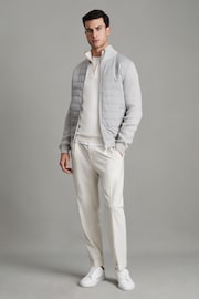 Reiss Soft Grey Trainer Hybrid Quilt and Knit Zip-Through Jacket - Image 3 of 6