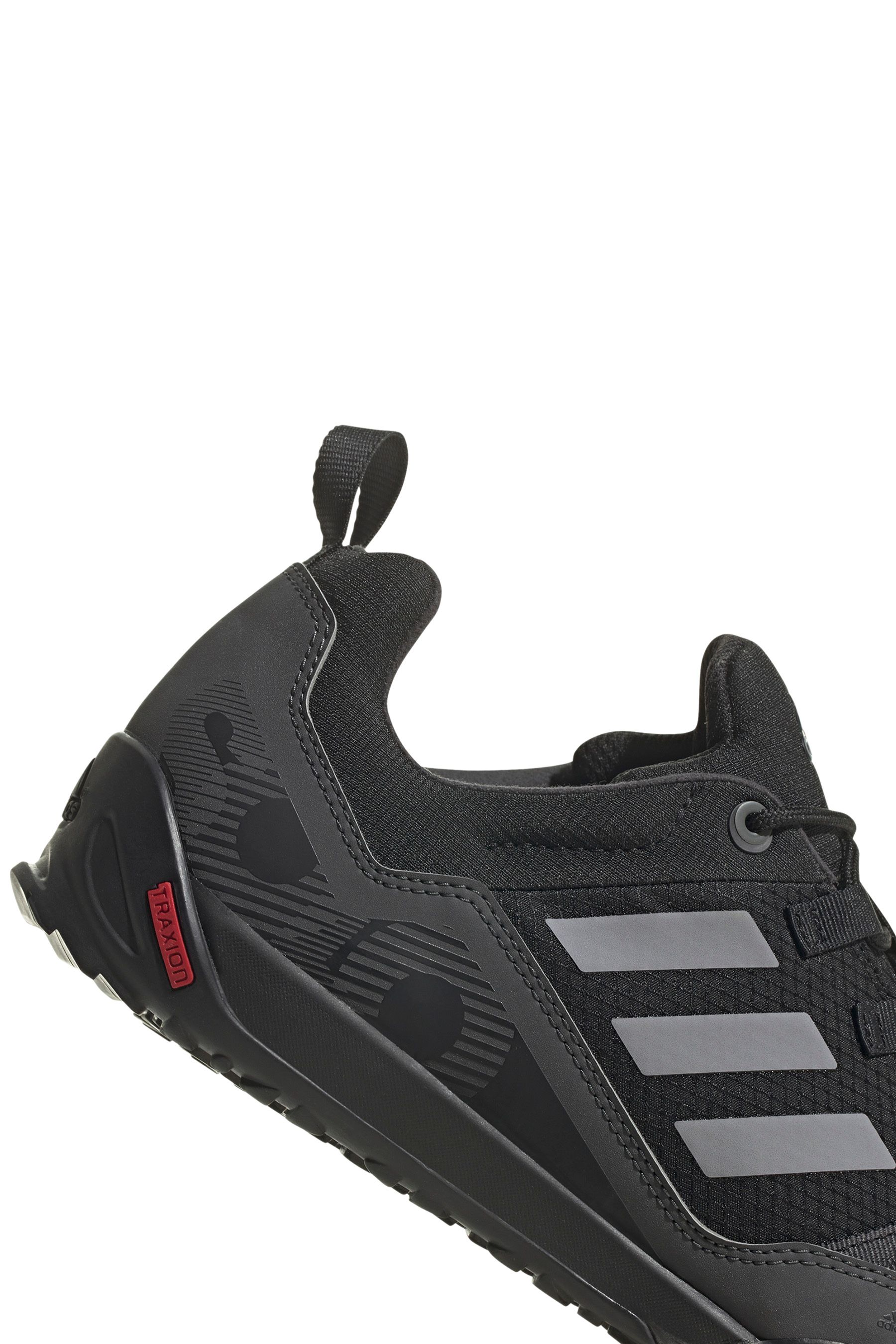 Terrex swift solo black 2025