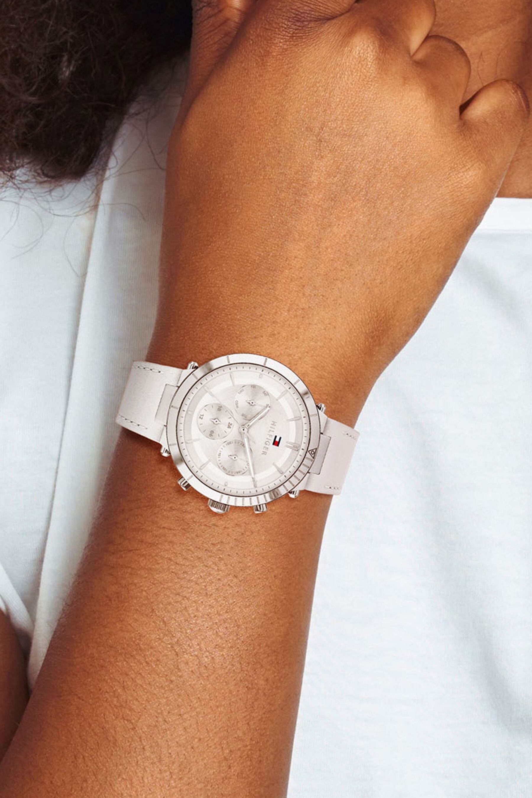 Tommy hilfiger watch white leather strap top