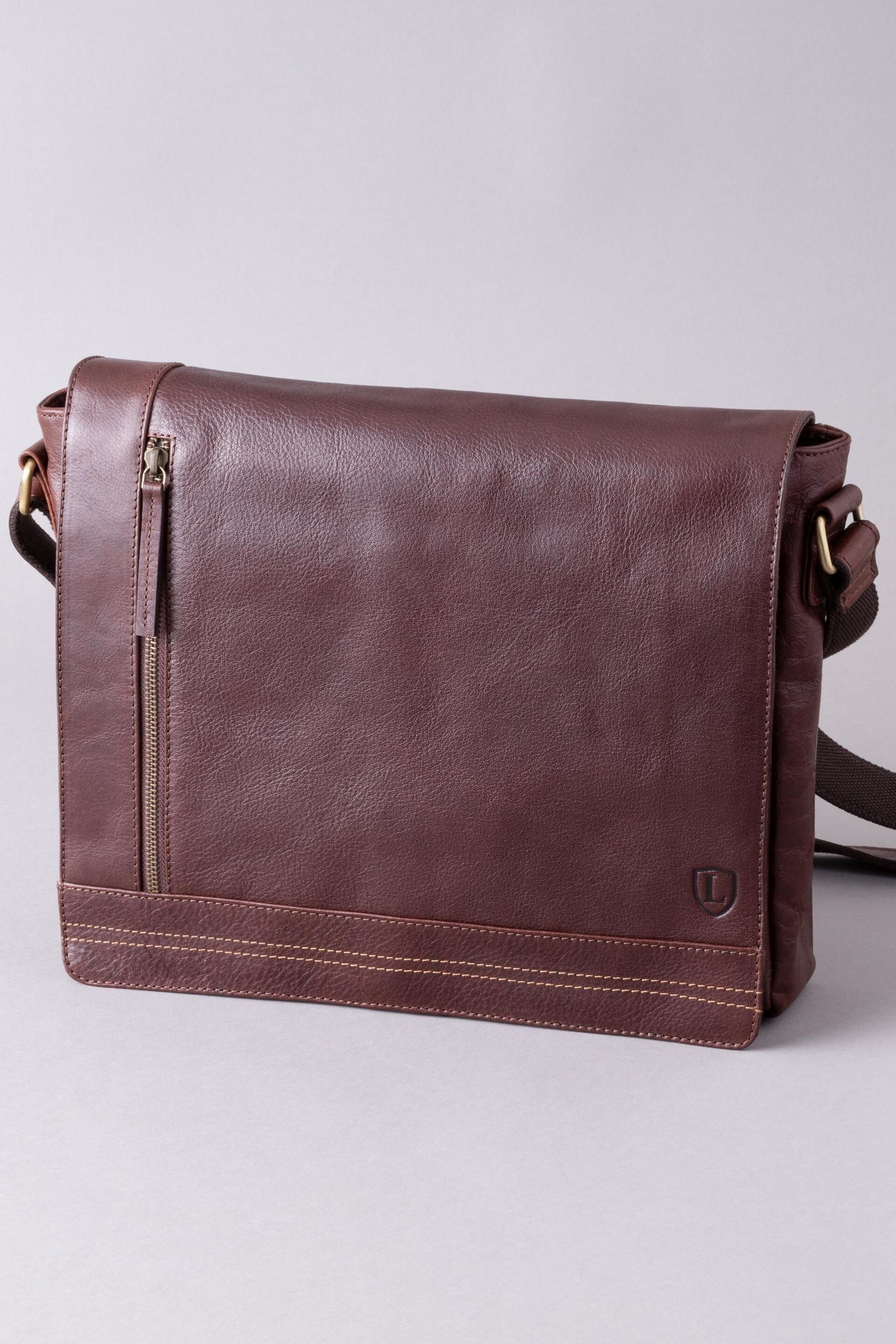 Lakeland Leather Brown Large Keswick Leather Messenger Bag - Image 1 of 4