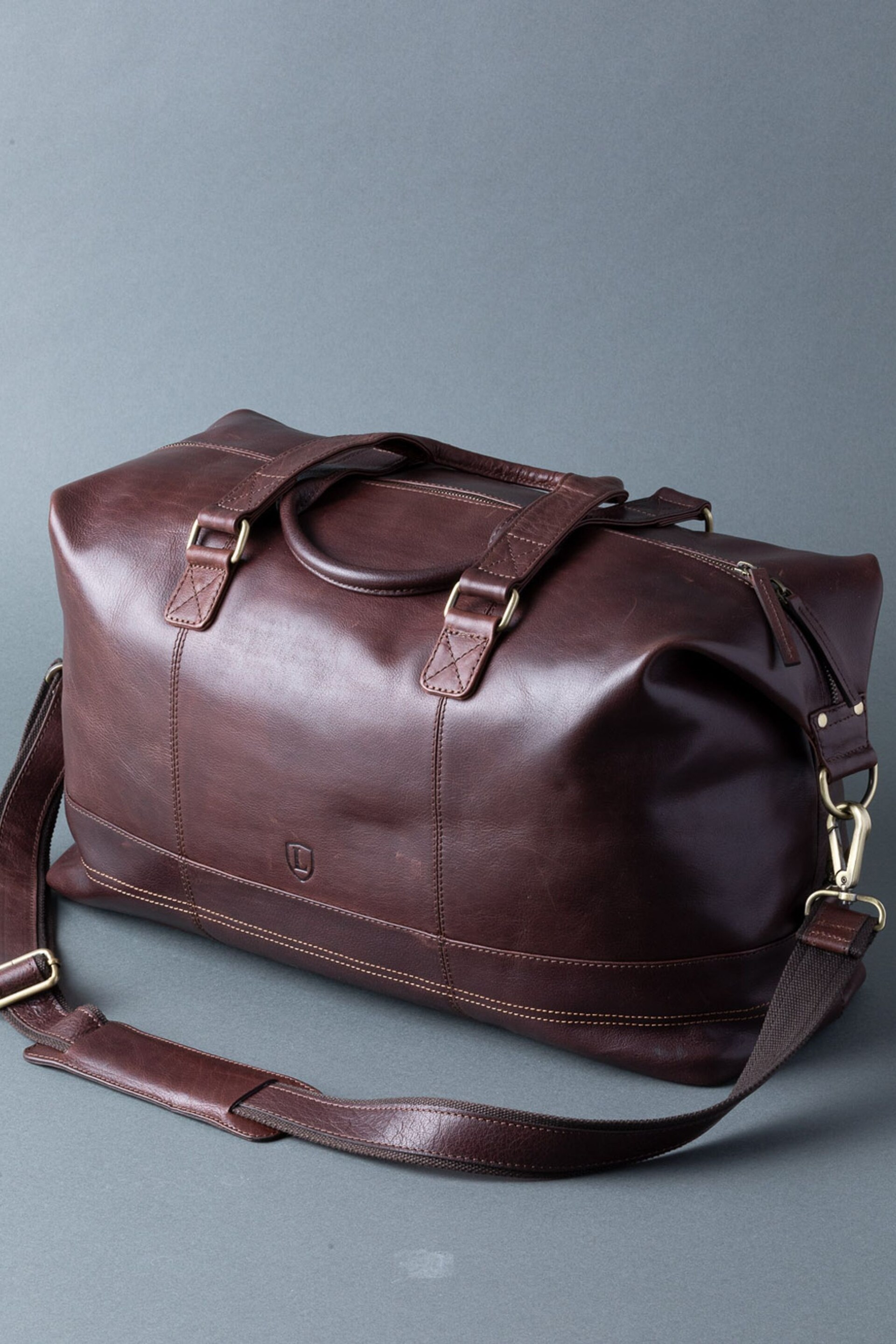 Lakeland Leather Brown Keswick Leather Holdall - Image 3 of 3