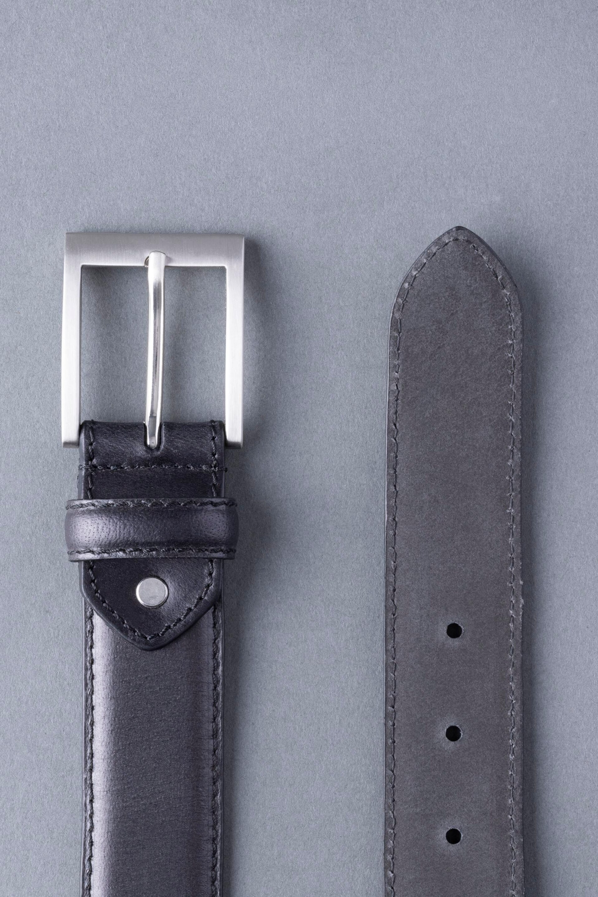 Lakeland Leather Staveley Leather Belt - Image 3 of 3