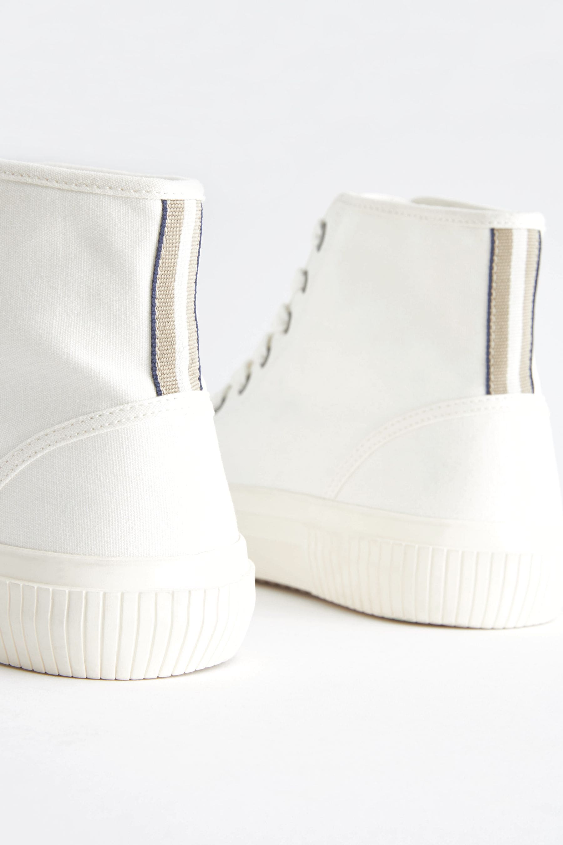 Canvas white high tops outlet