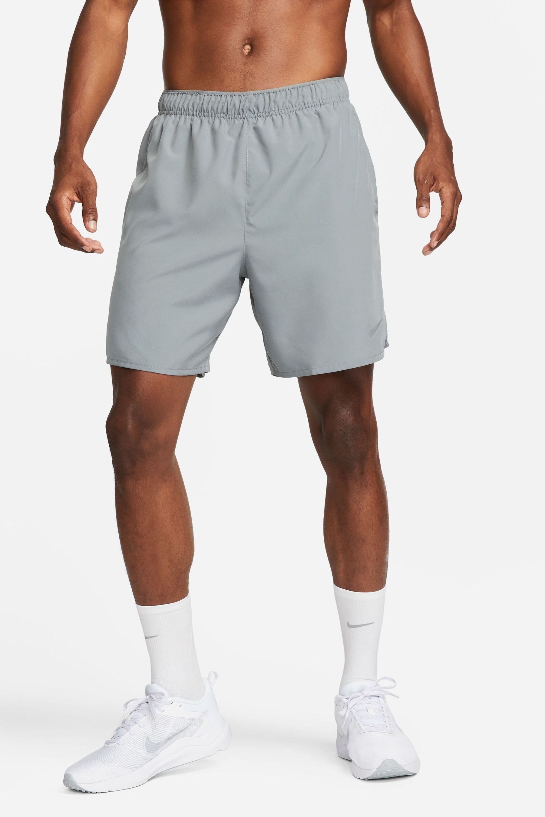 Nike 7 inch dry shorts mens sale