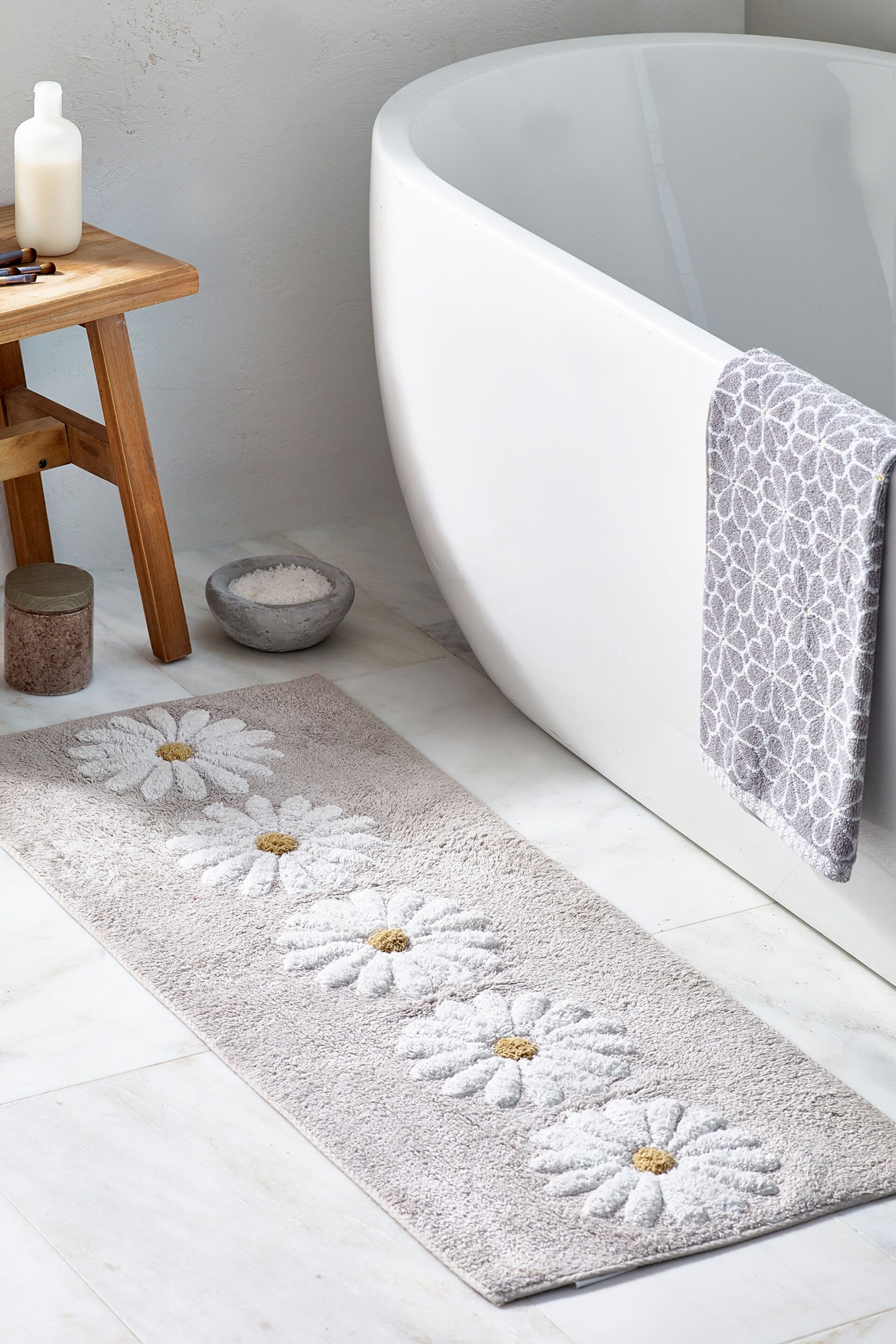 Grey Daisy 100% Cotton Runner Bath Mat - Image 1 of 4