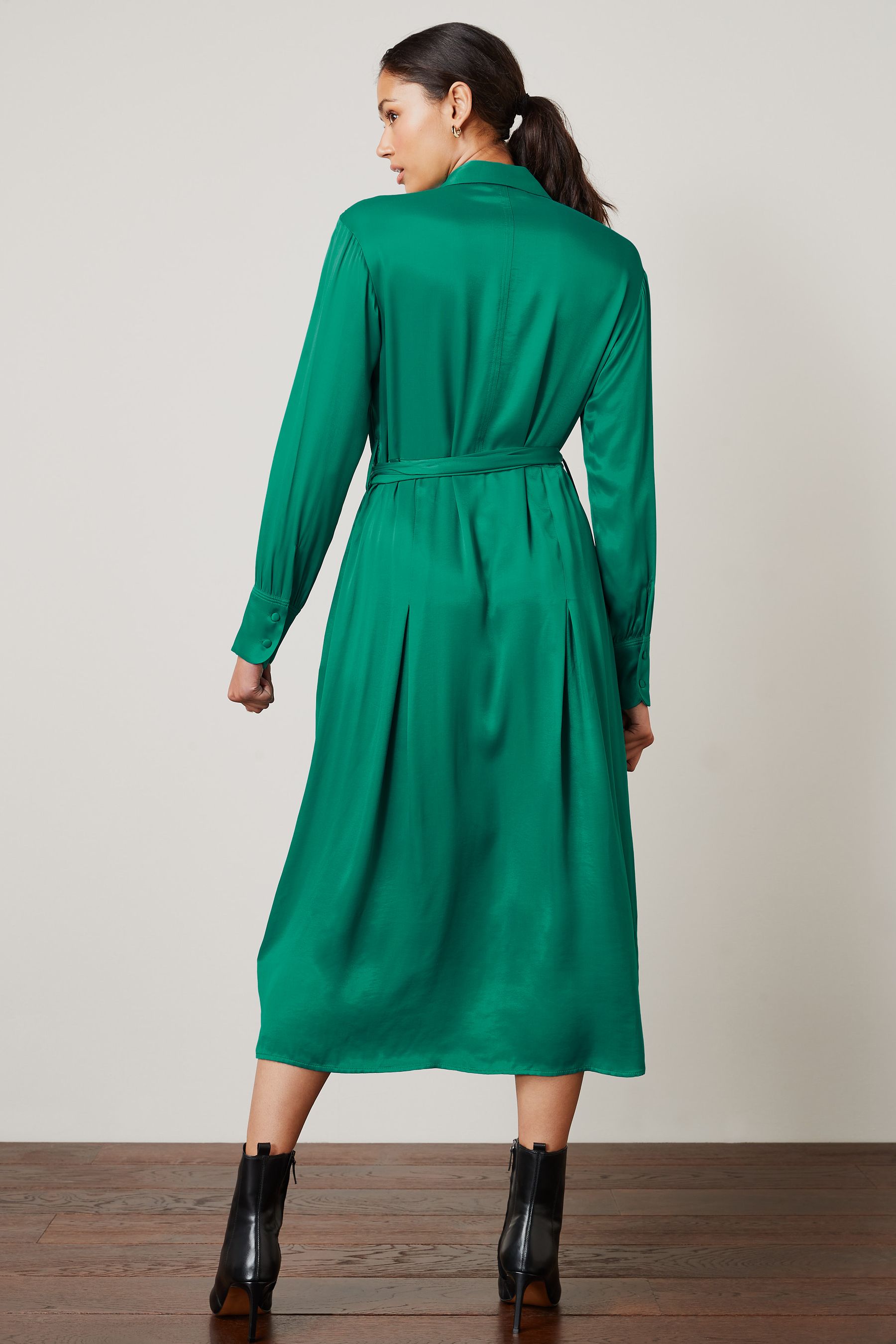 Bright green midi dress new arrivals