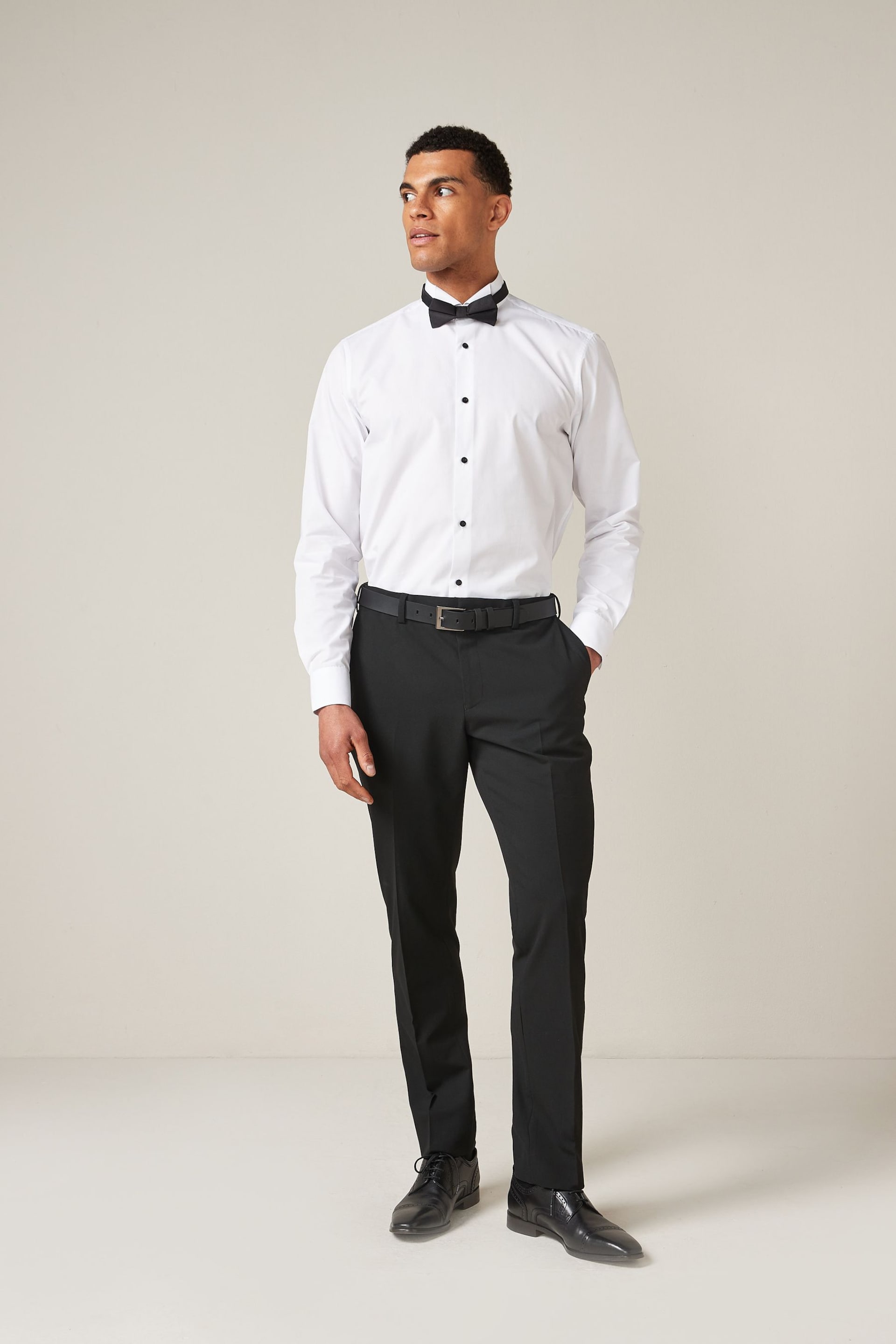White Regular Fit Single Cuff Dress Shirt and Bow Tie Set - Image 3 of 6