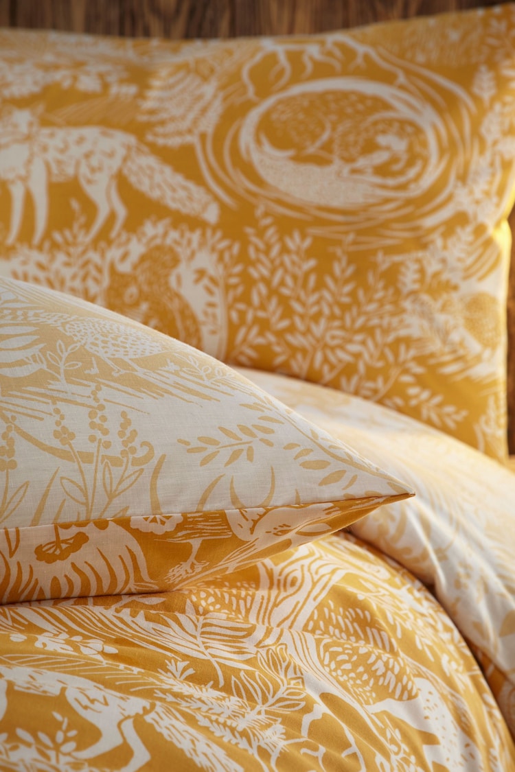 furn. Ochre Yellow Winter Woods Animal Reversible Duvet Cover and Pillowcase Set - Image 4 of 4