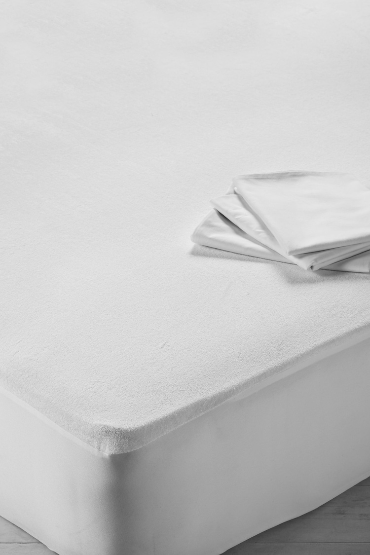 Waterproof Deep Mattress Protector - Image 1 of 2