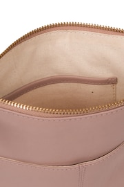 Pure Luxuries London Kenley Leather Cross-Body Bag - Image 5 of 7