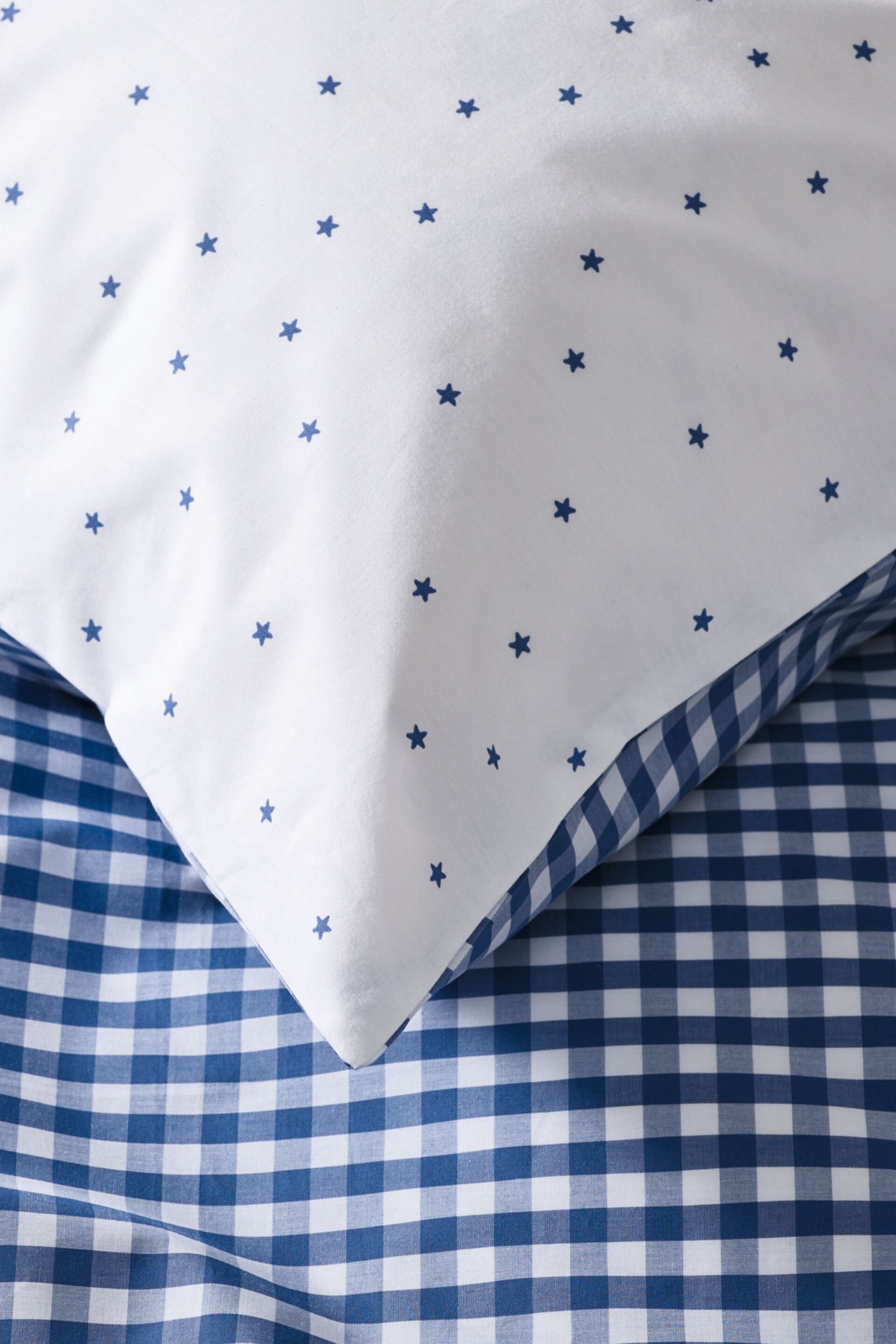 The White Company Blue Organic-Cotton Reversible Gingham Pillowcase - Image 2 of 2