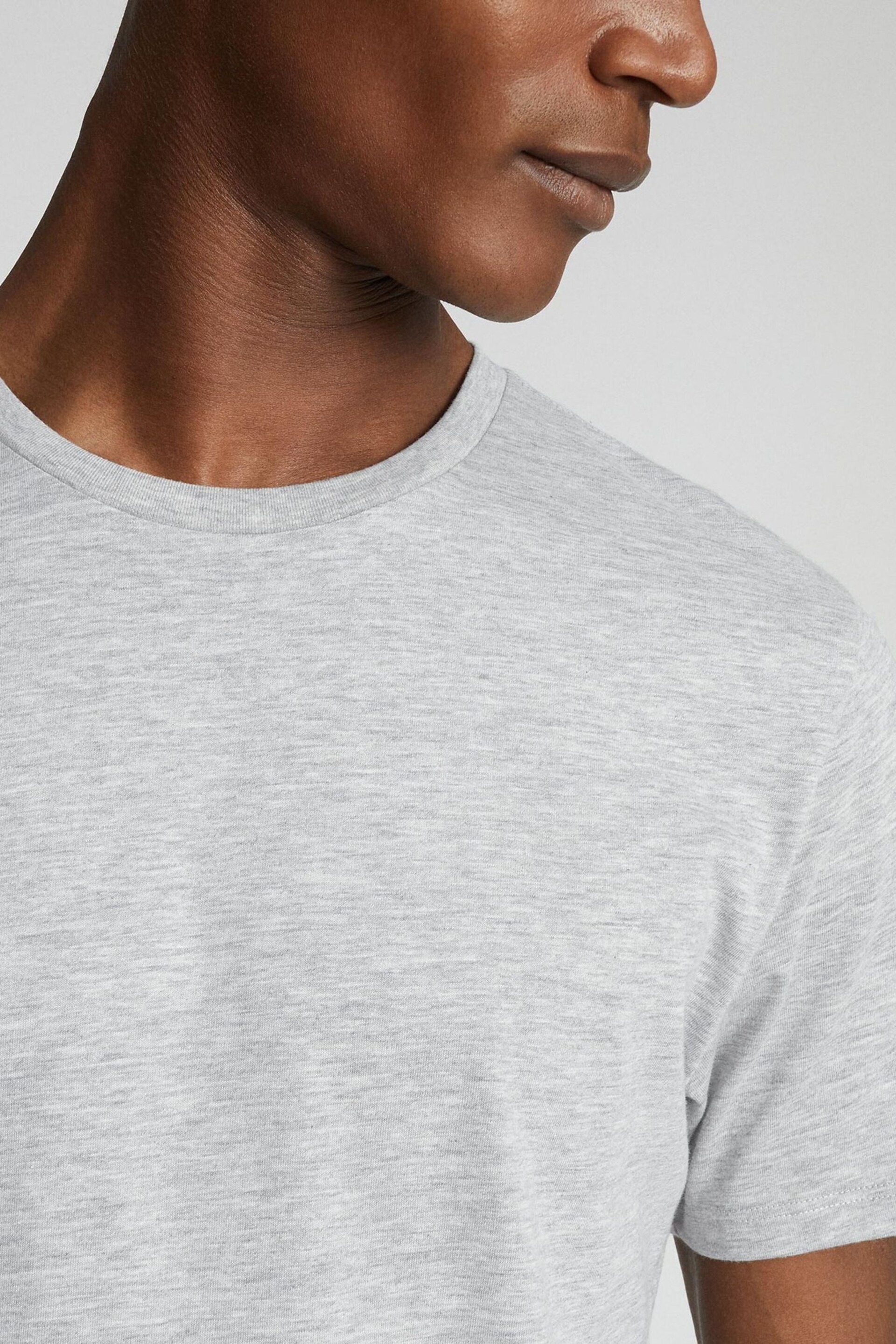 Reiss Grey Reiss Bless Marl Regular Fit Crew Neck T-Shirt - Image 4 of 5