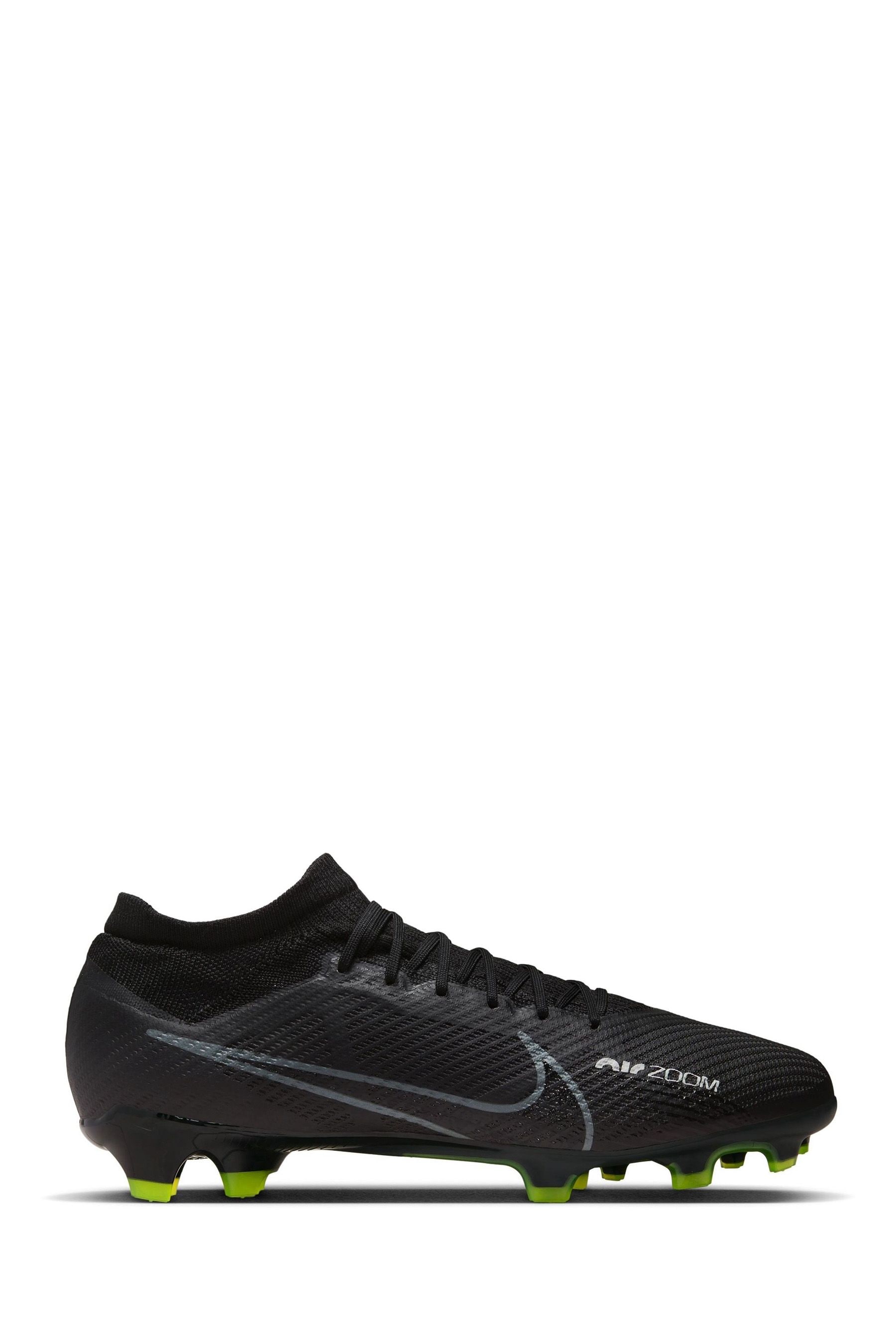 Nike mercurial black football boots hotsell