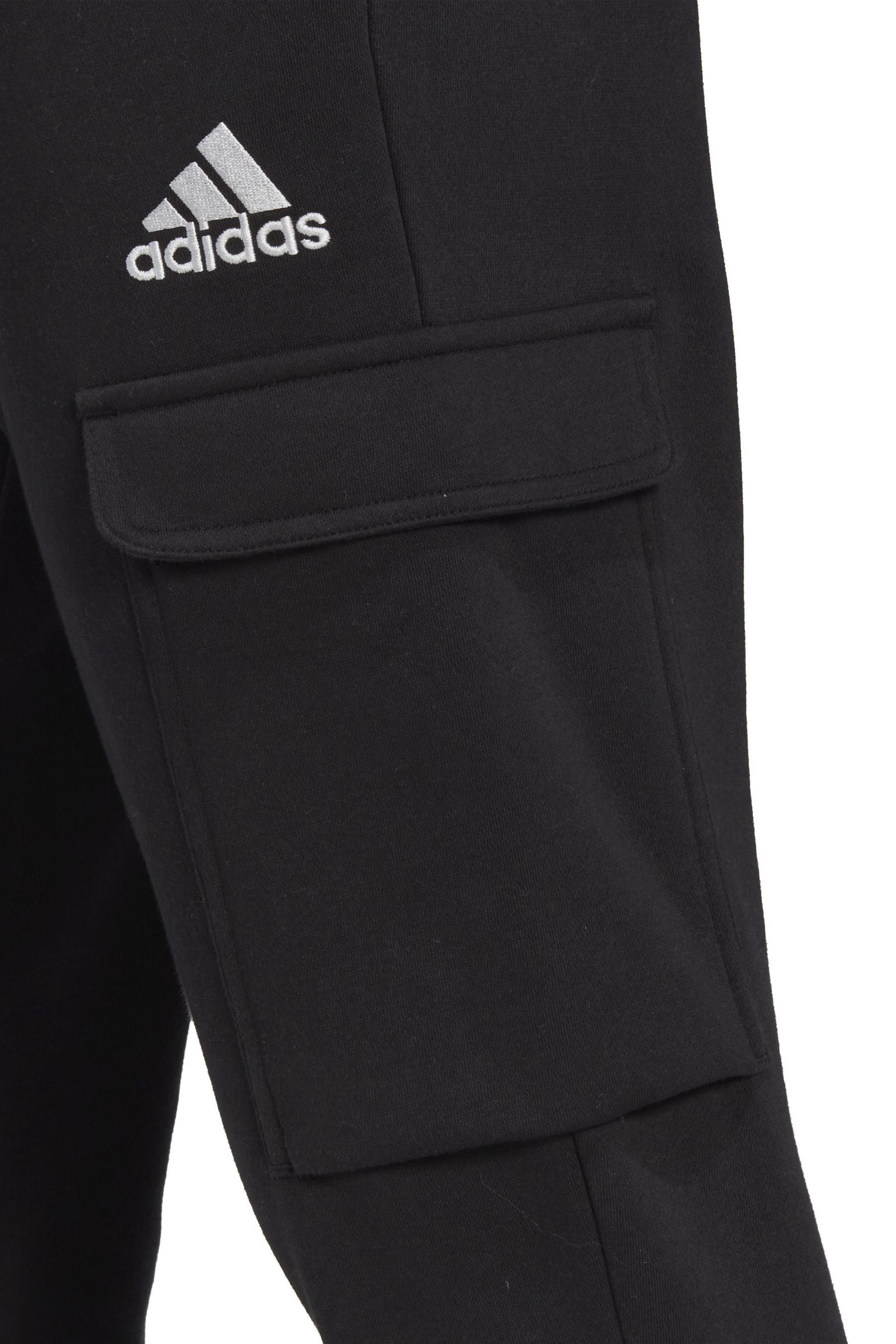 Adidas tech cargo track pants 2025