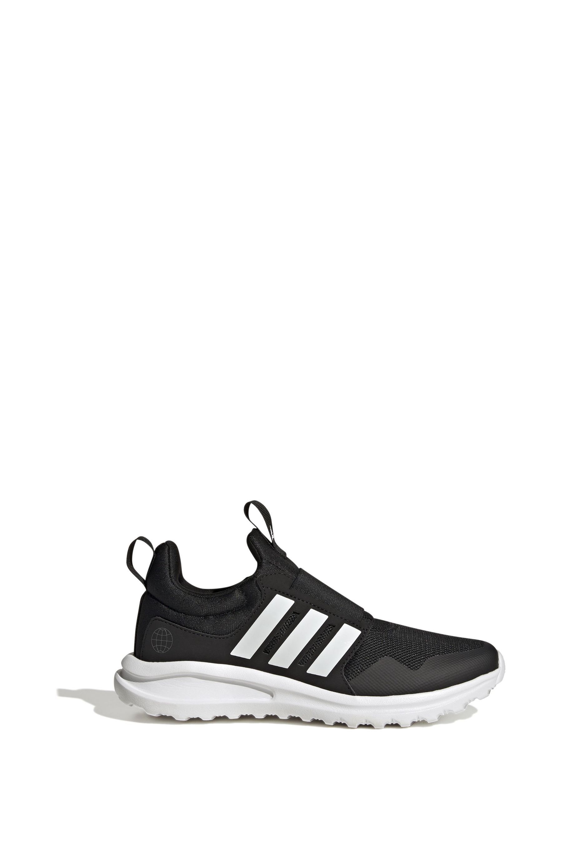 Junior slip on trainers discount