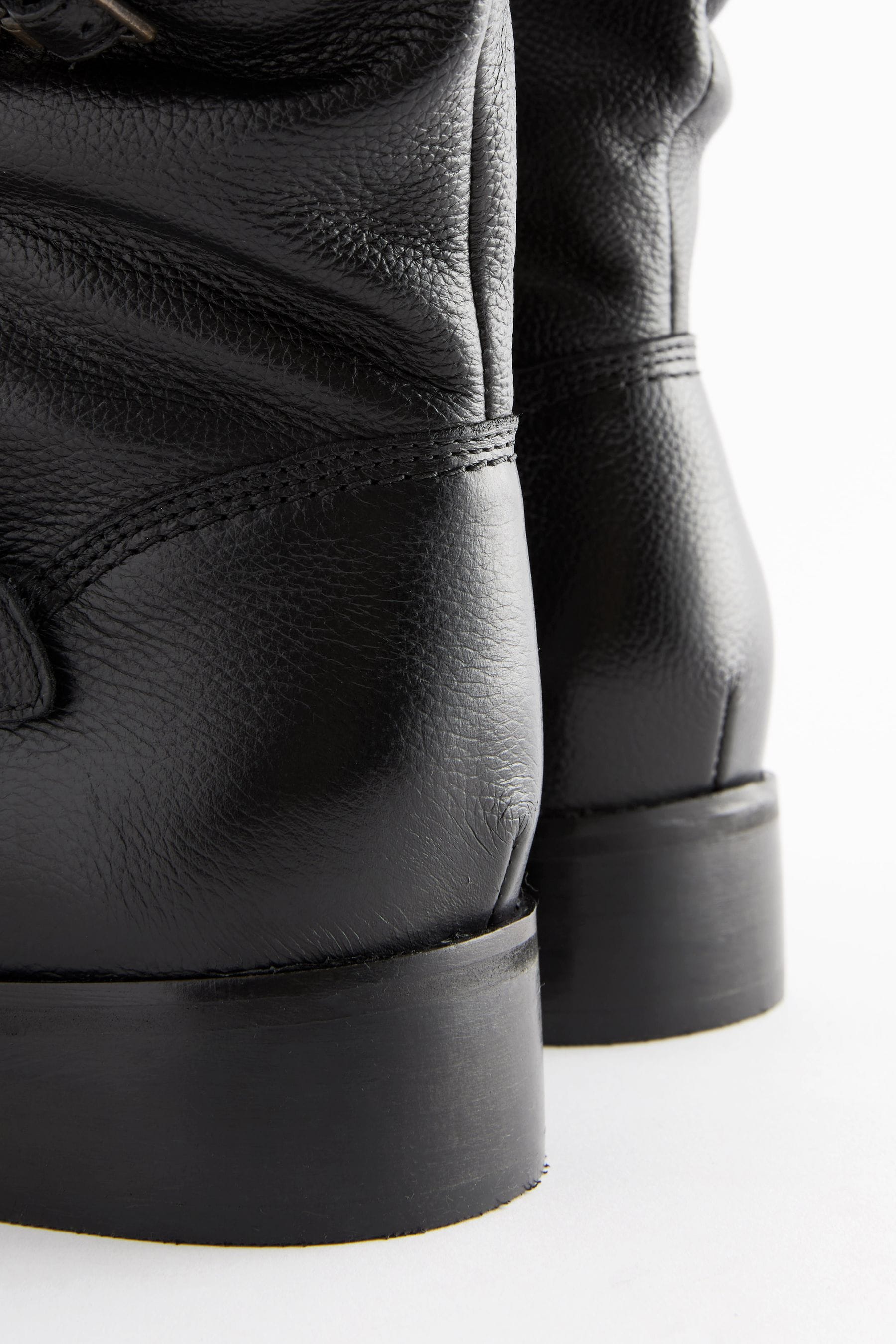 Black flat fur lined boots hotsell