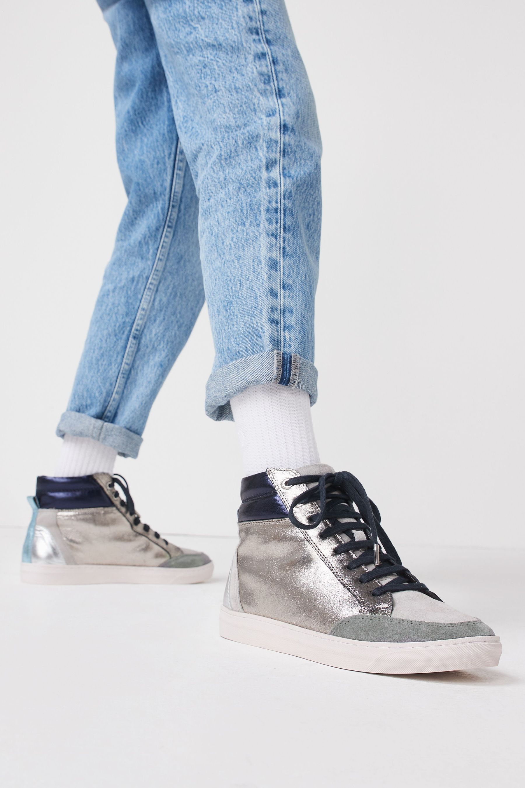 Wide fit high top trainers cheap
