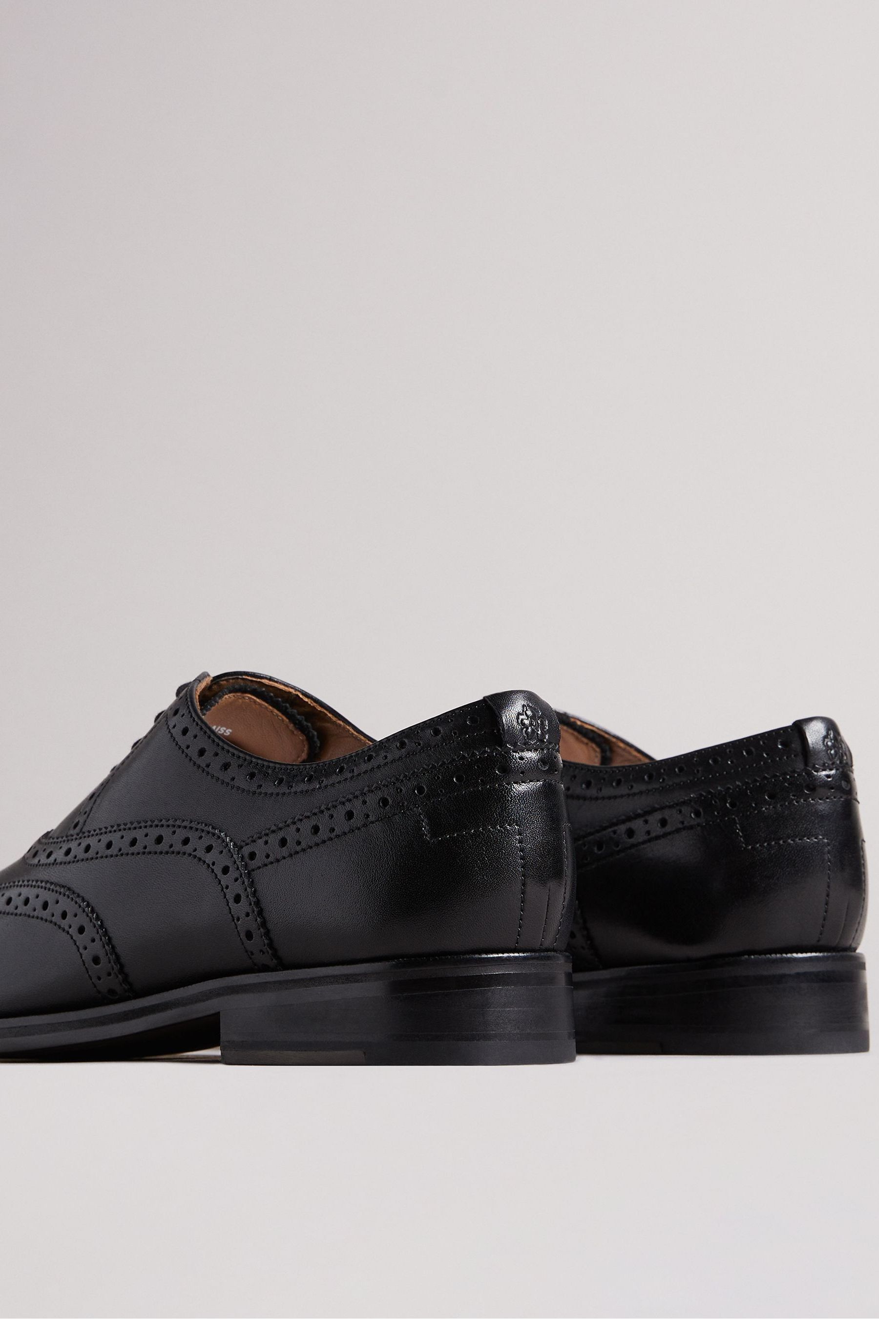 Ted baker hjenno brogue boots online