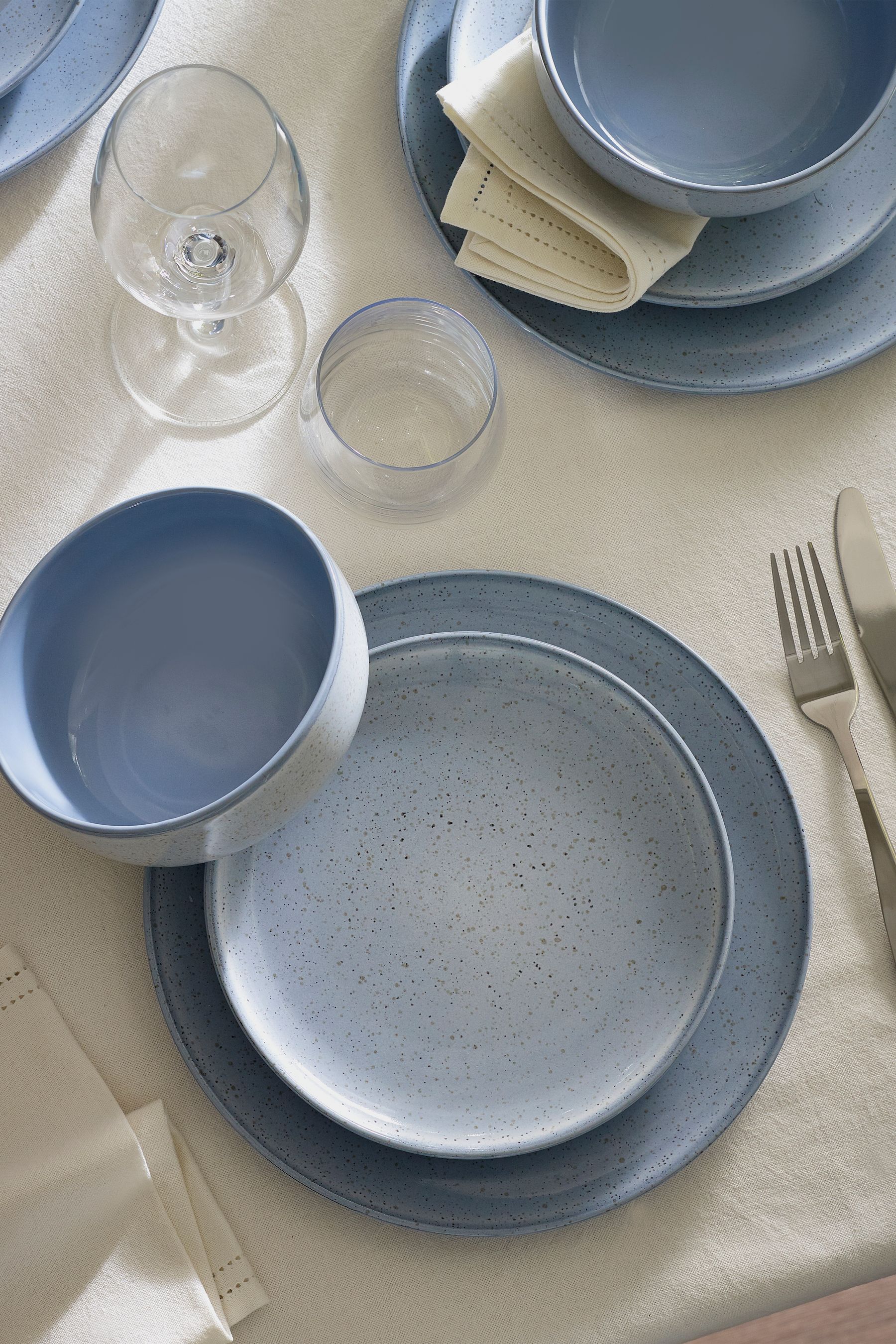 Light blue dinnerware set outlet