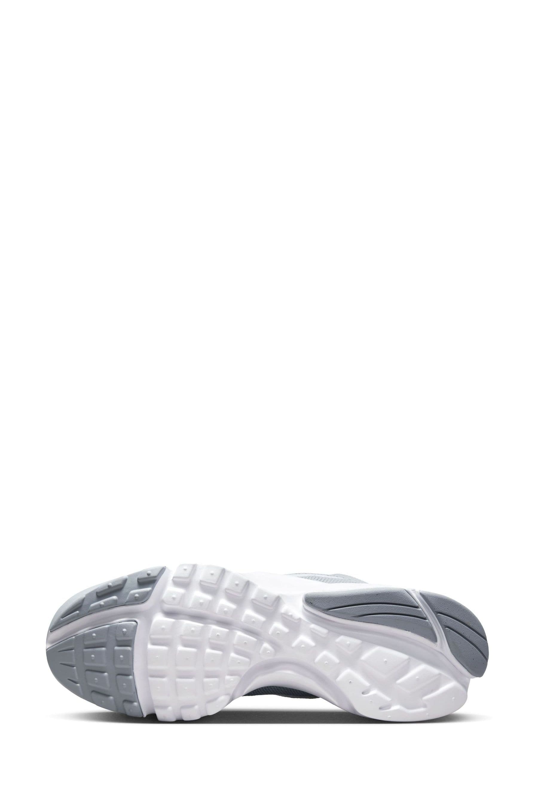 Nike junior presto fly trainer clearance