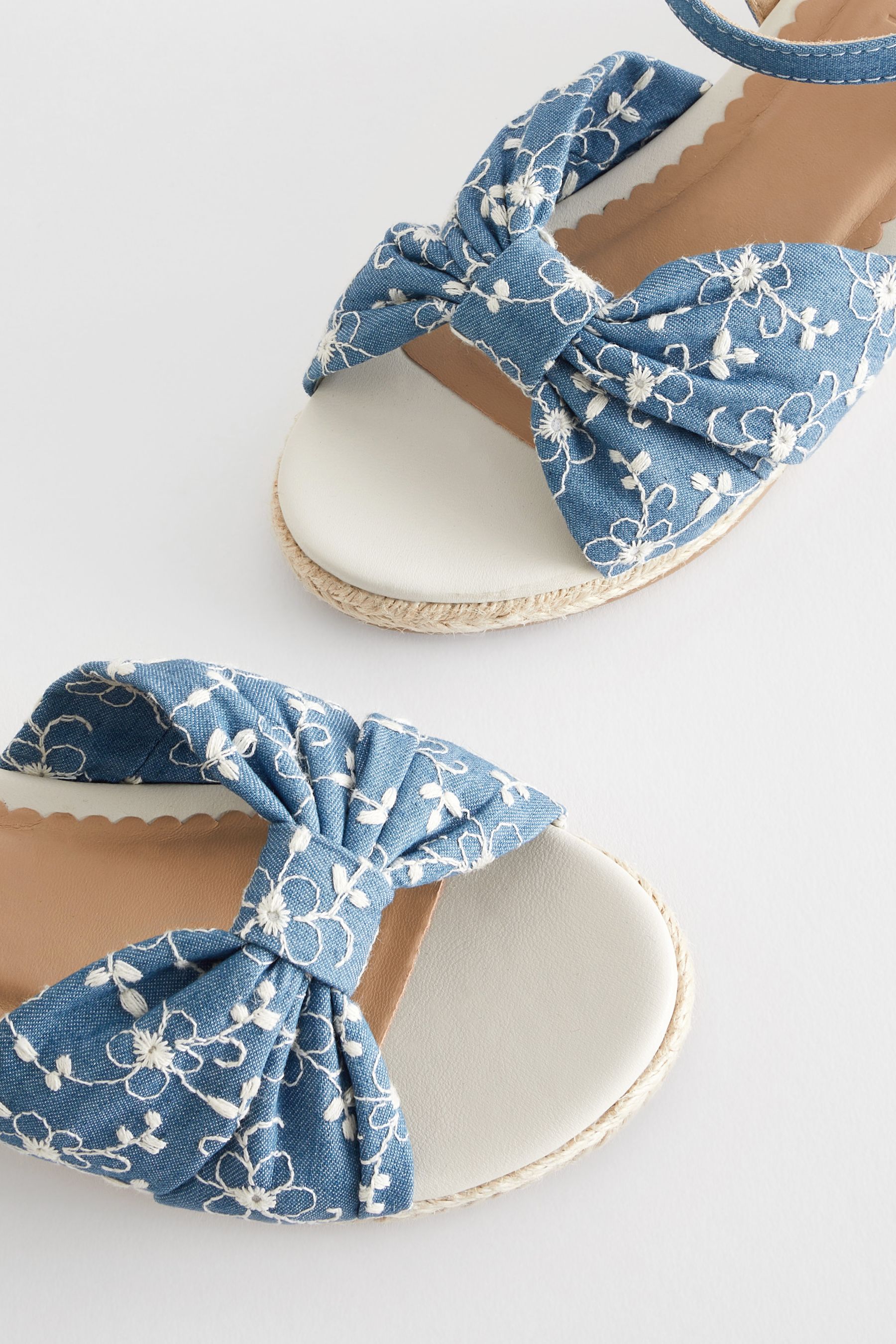 Blue bow sandals store