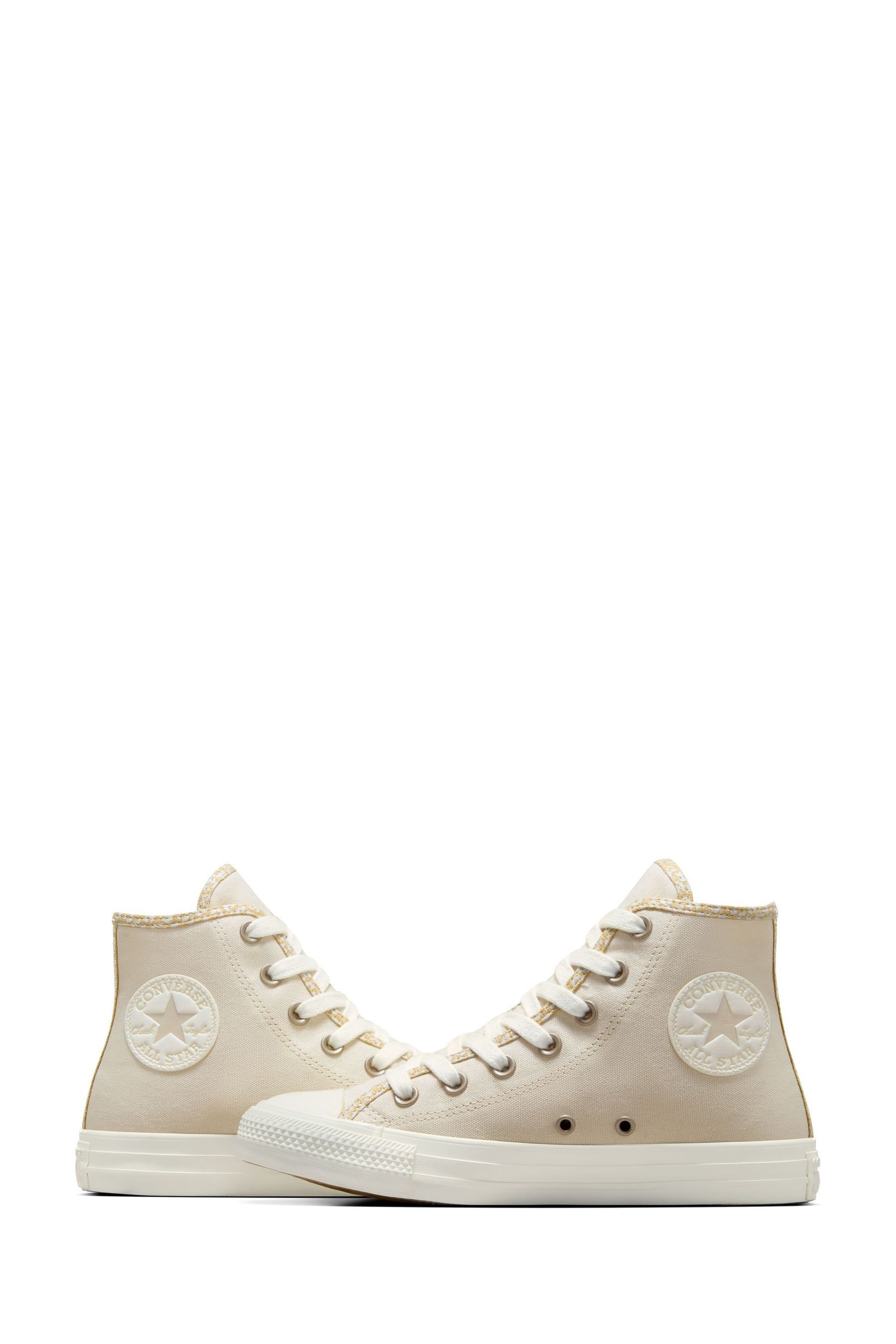 Beige chucks store