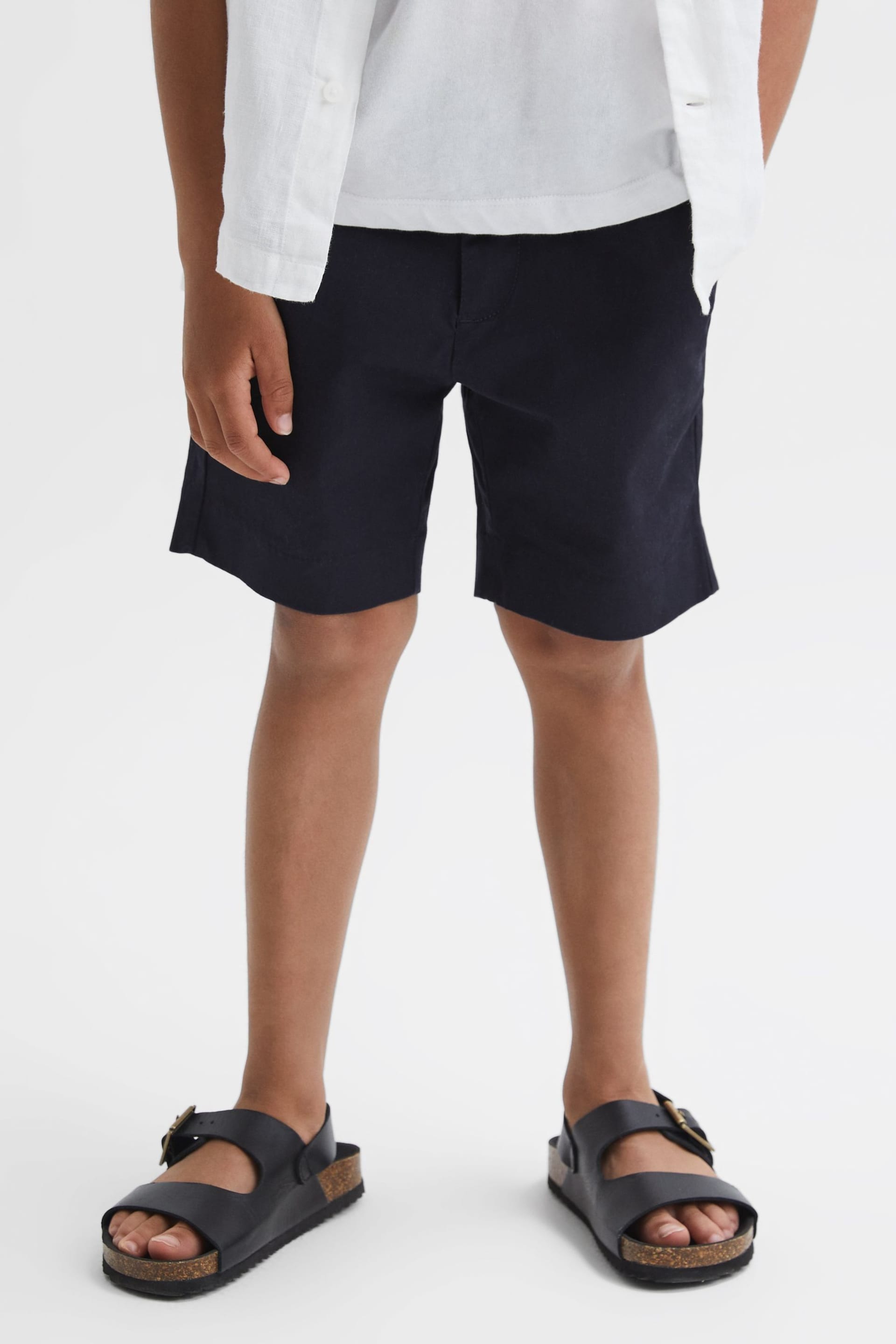 Reiss Navy Wicket Junior Casual Chino Shorts - Image 3 of 5