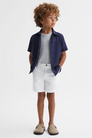 Reiss White Wicket Junior Casual Chino Shorts - Image 4 of 6