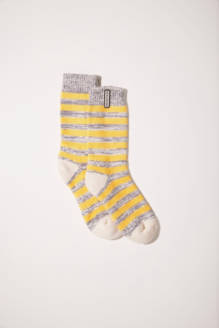 Sealskinz Womens Banham Bamboo Mid Length Striped Socks - Image 1 of 2