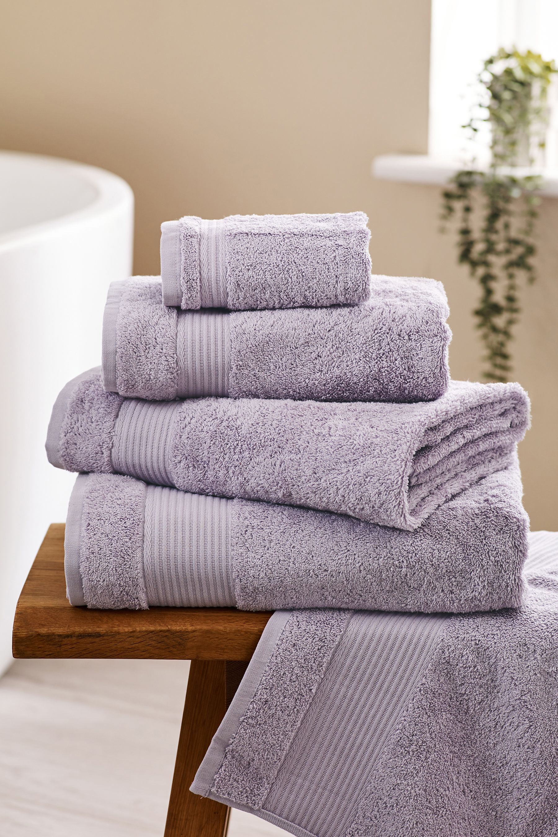 Purple towels and bath mat hotsell