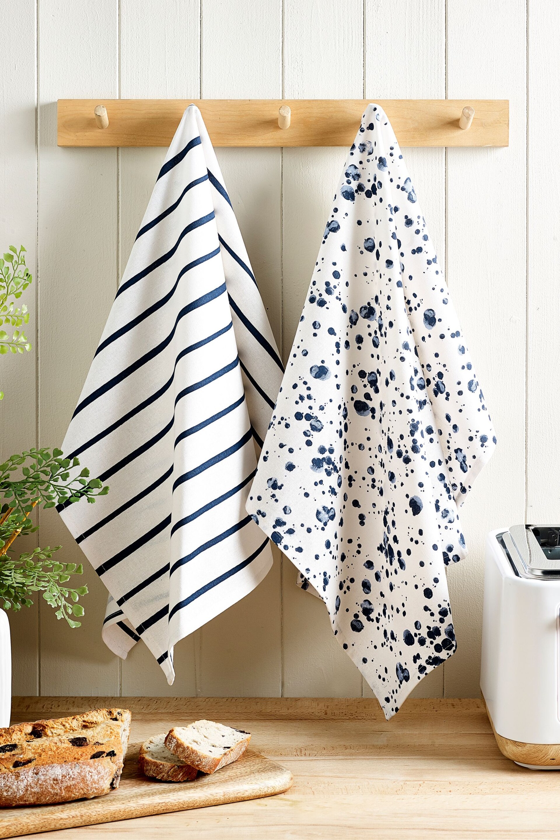 Set of 2 Blue Salcombe Spot and Stripe Tea Towels - Image 1 of 5