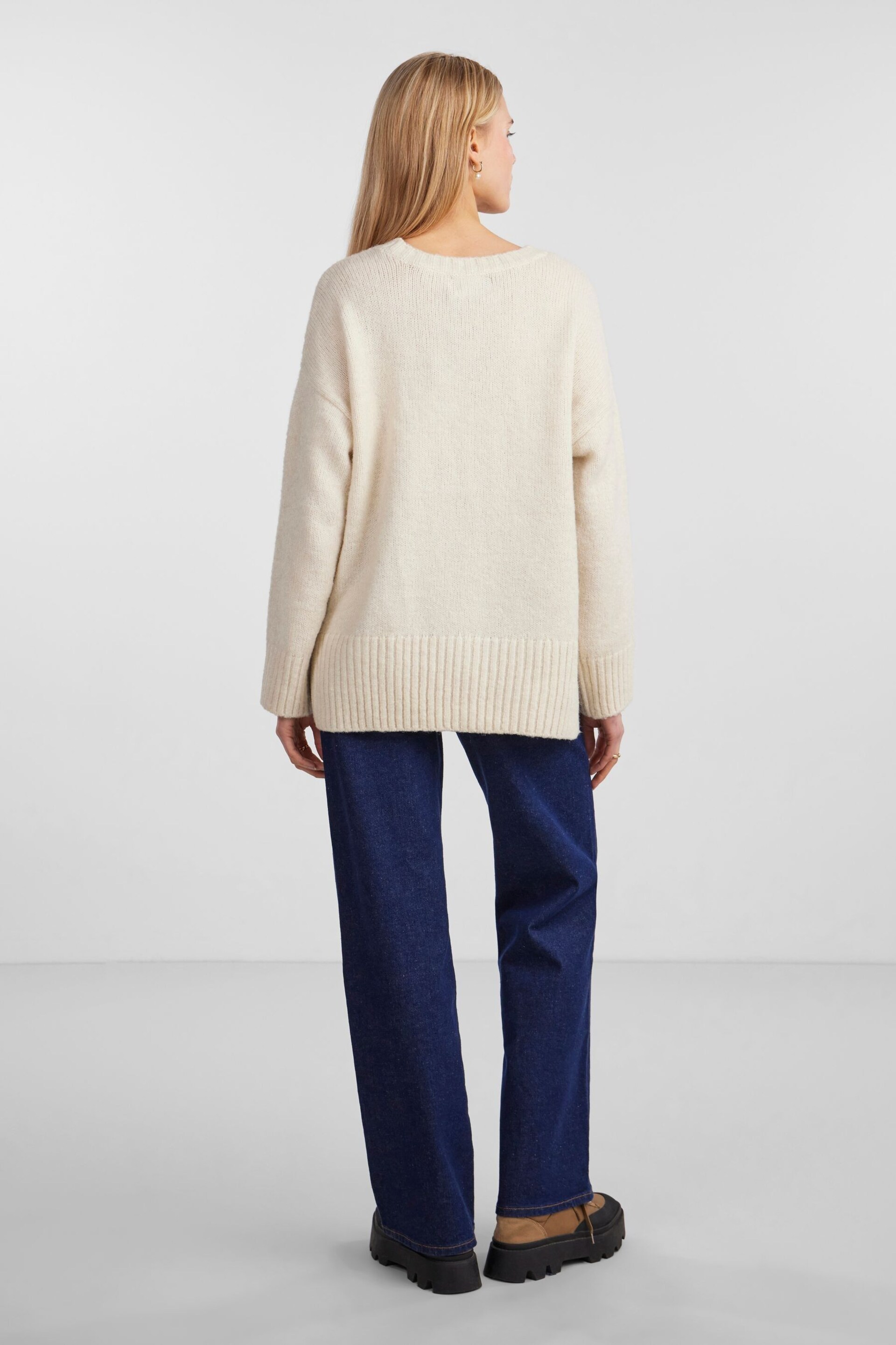 PIECES Cream Oversized Round Neck Longline Jumper - Image 2 of 5