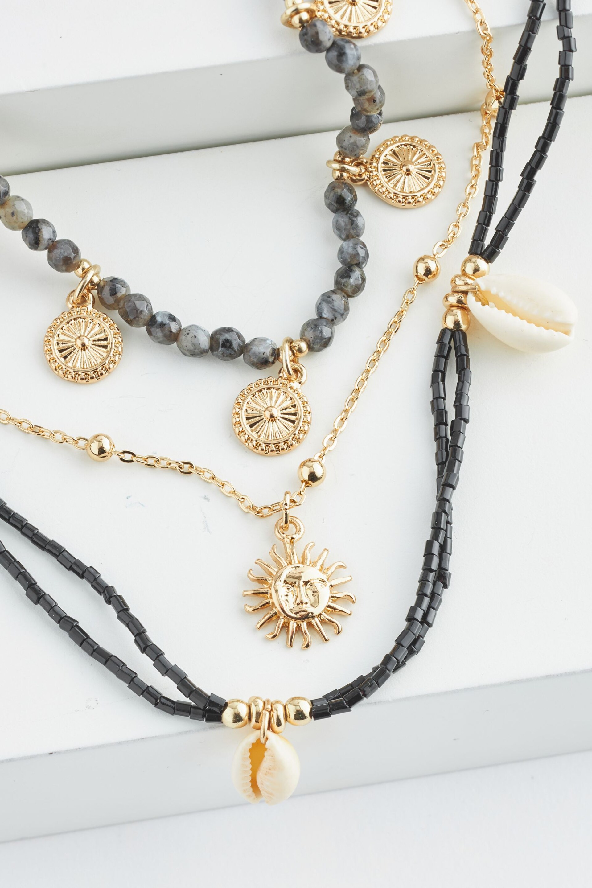 Black Shell Sun Multi Layer Necklace - Image 4 of 4
