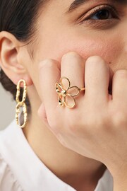 Gold Tone Open Flower Statement Ring - Image 2 of 3