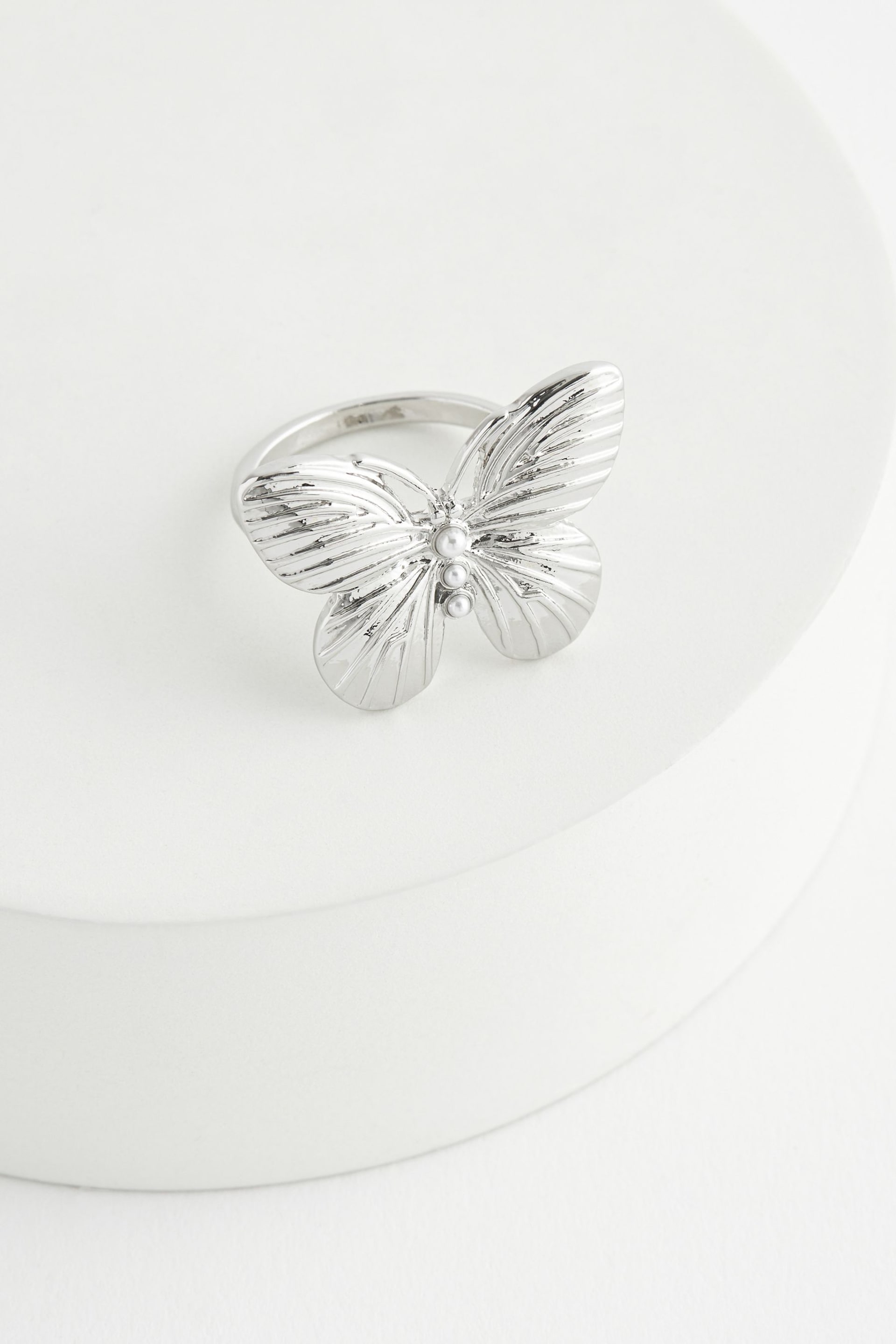 Silver Tone Butterfly Statement Ring - Image 2 of 2