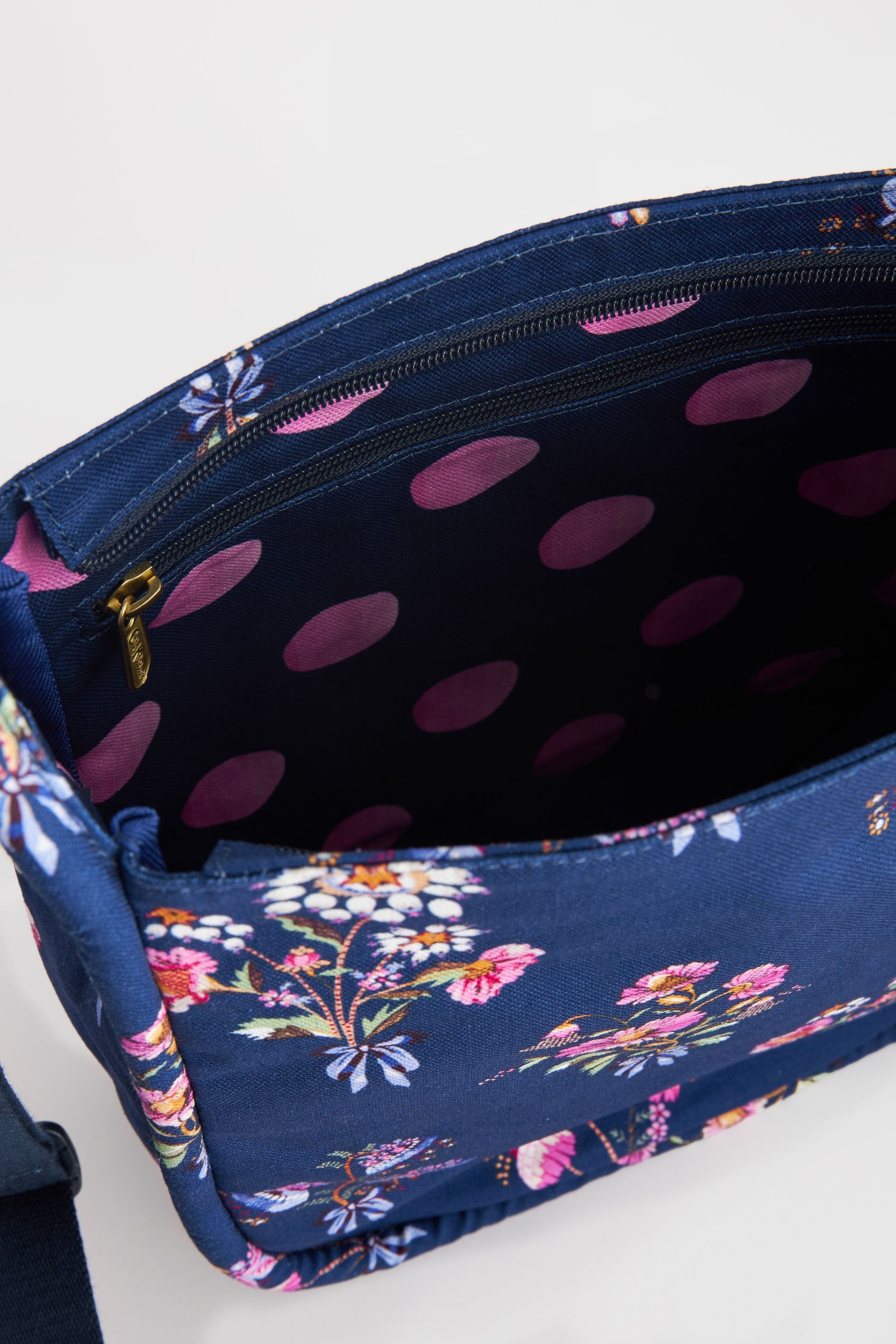 Cath kidston large purse shop