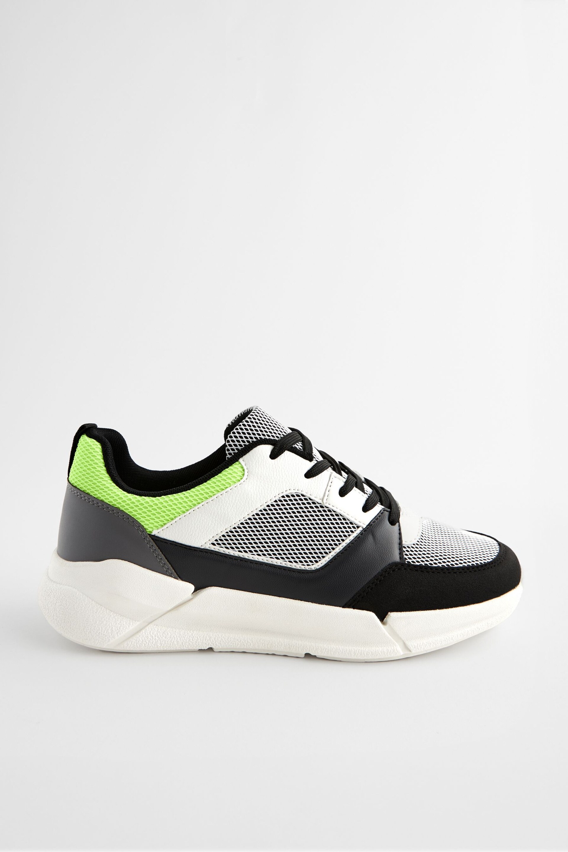 Black/White EDIT Mesh Trainers - Image 2 of 5