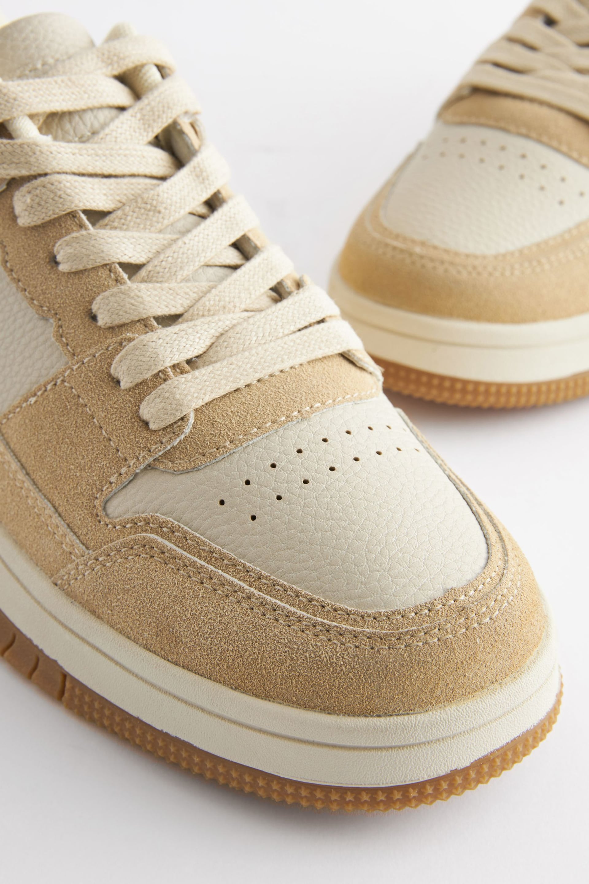 Natural EDIT Court Trainers - Image 5 of 6