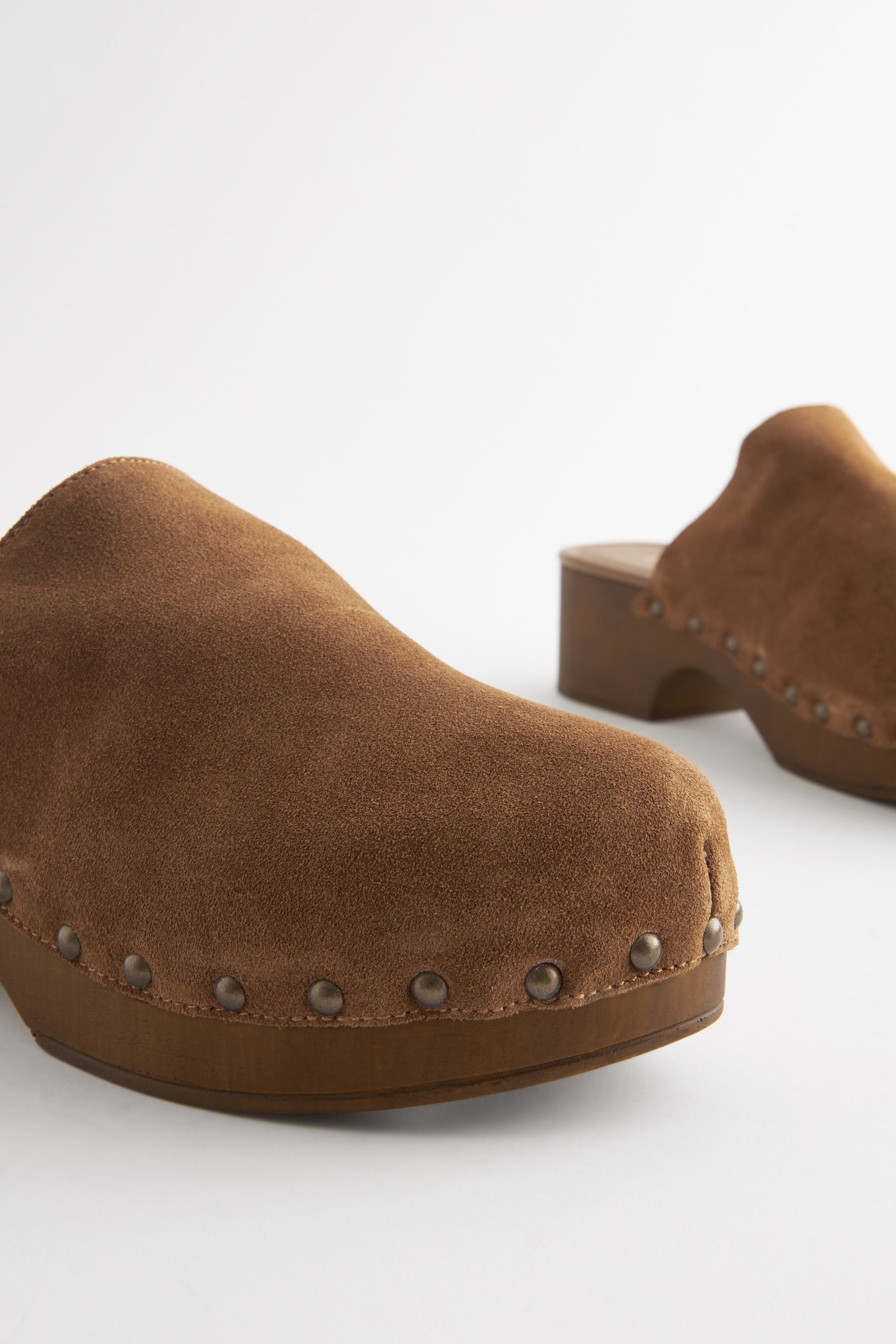 Tan Brown Closed Toe Clog Mules