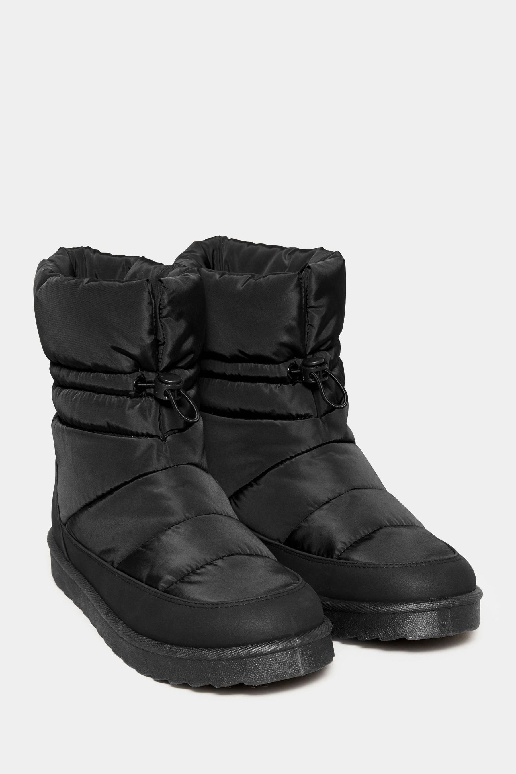 Buy Yours Curve Black Extra Wide Fit Padded Snow Boots from Next Austria
