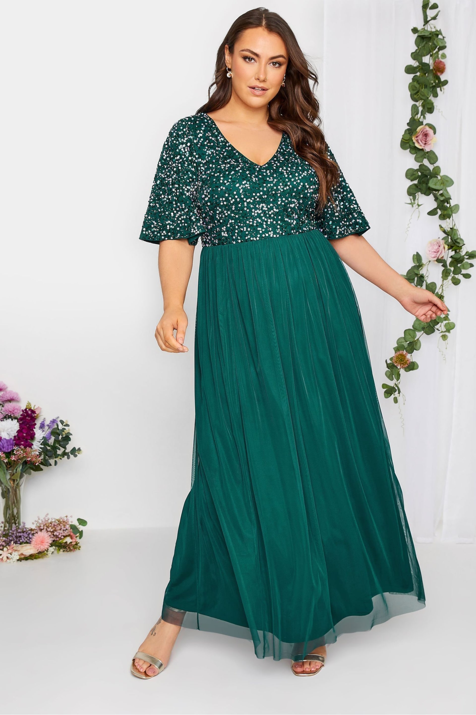 Yours Curve Green Luxe Embellished Angel Sleeve Maxi Dress - Image 3 of 5