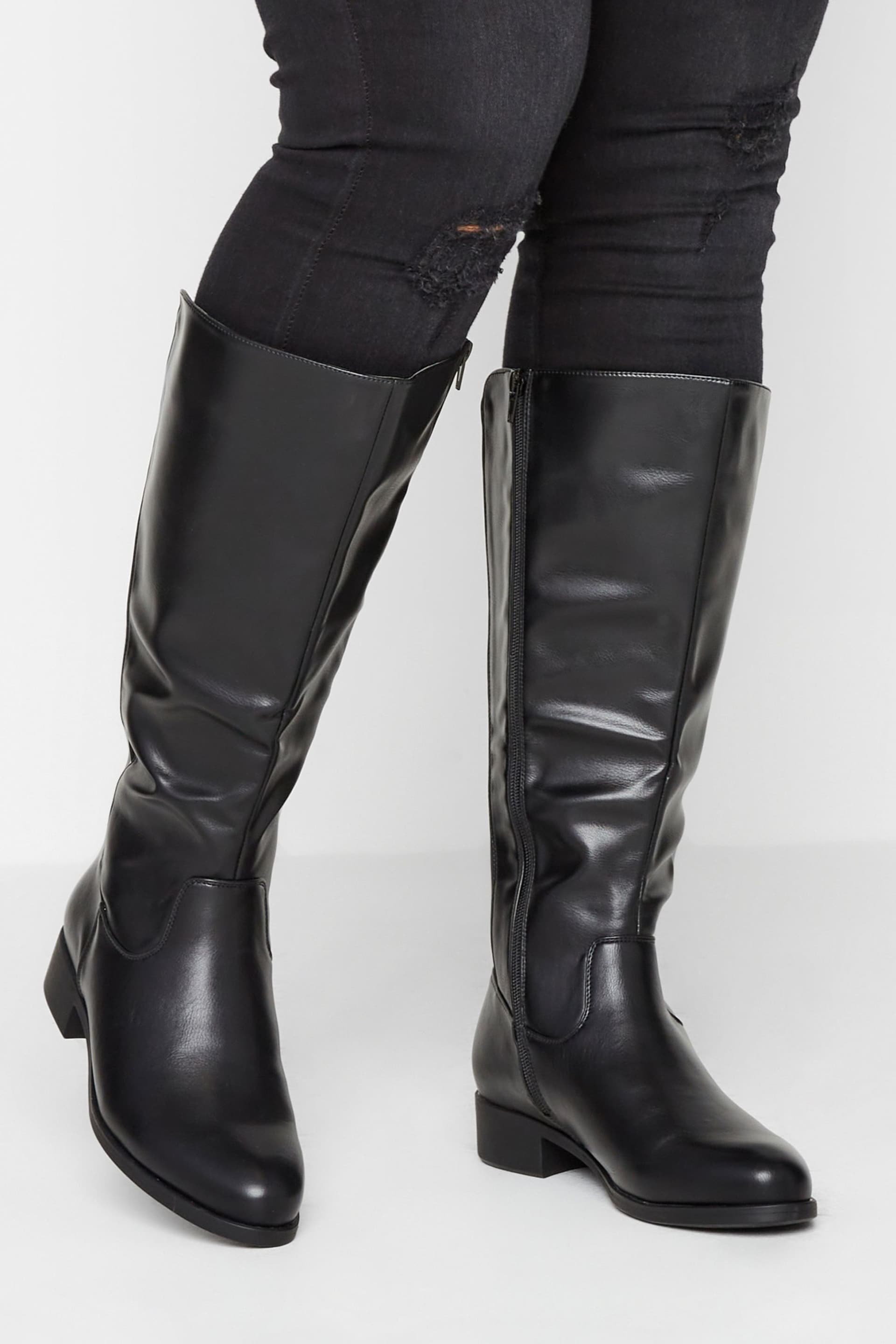 Yours Curve Black Wide Fit Wide Fit Stretch Knee PU Boot - Image 2 of 4