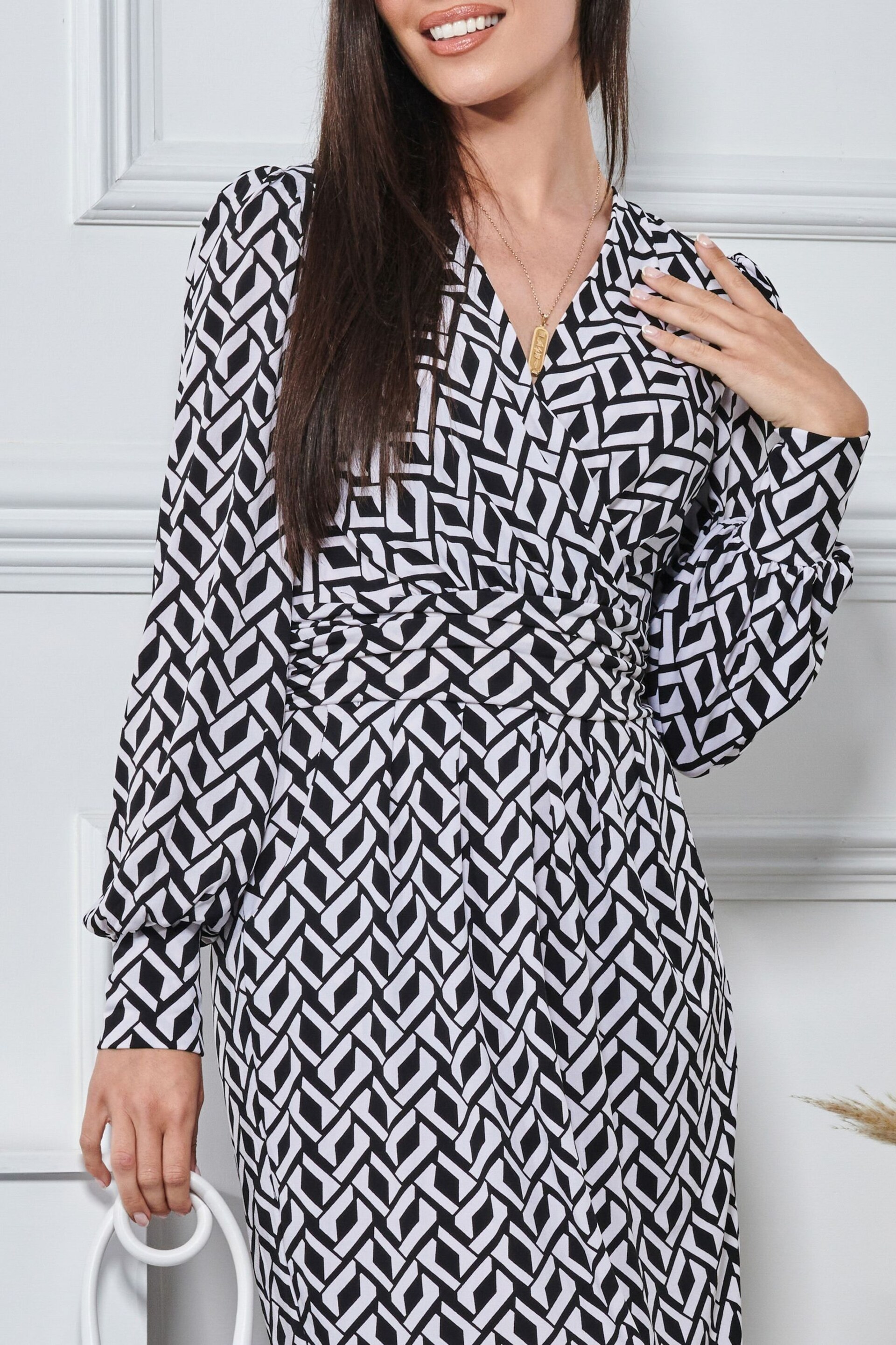 Jolie Moi Black Print Long Sleeve Pegged Dress - Image 5 of 5